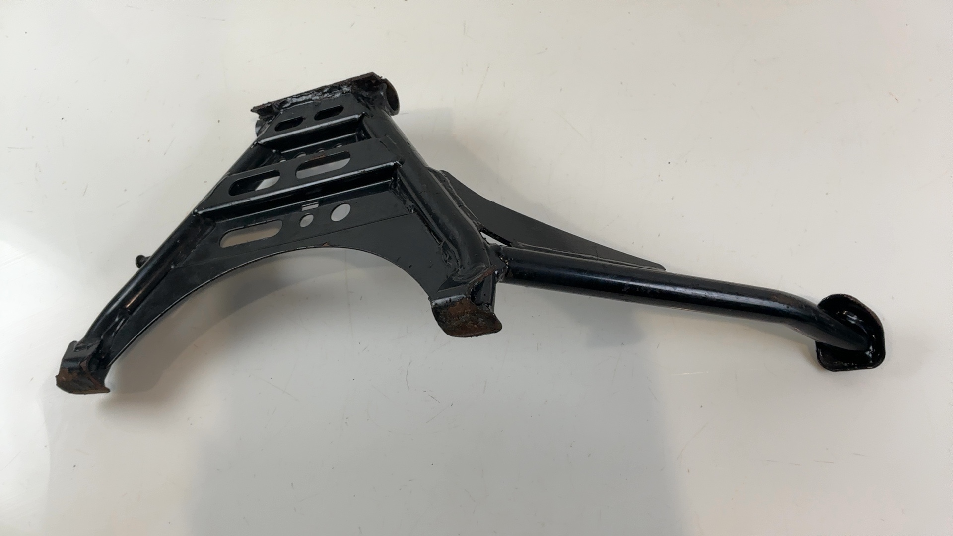 Suzuki Burgman UH125 125 125cc Center Stand 2002-2006 OEM 42100-49F00-EE3