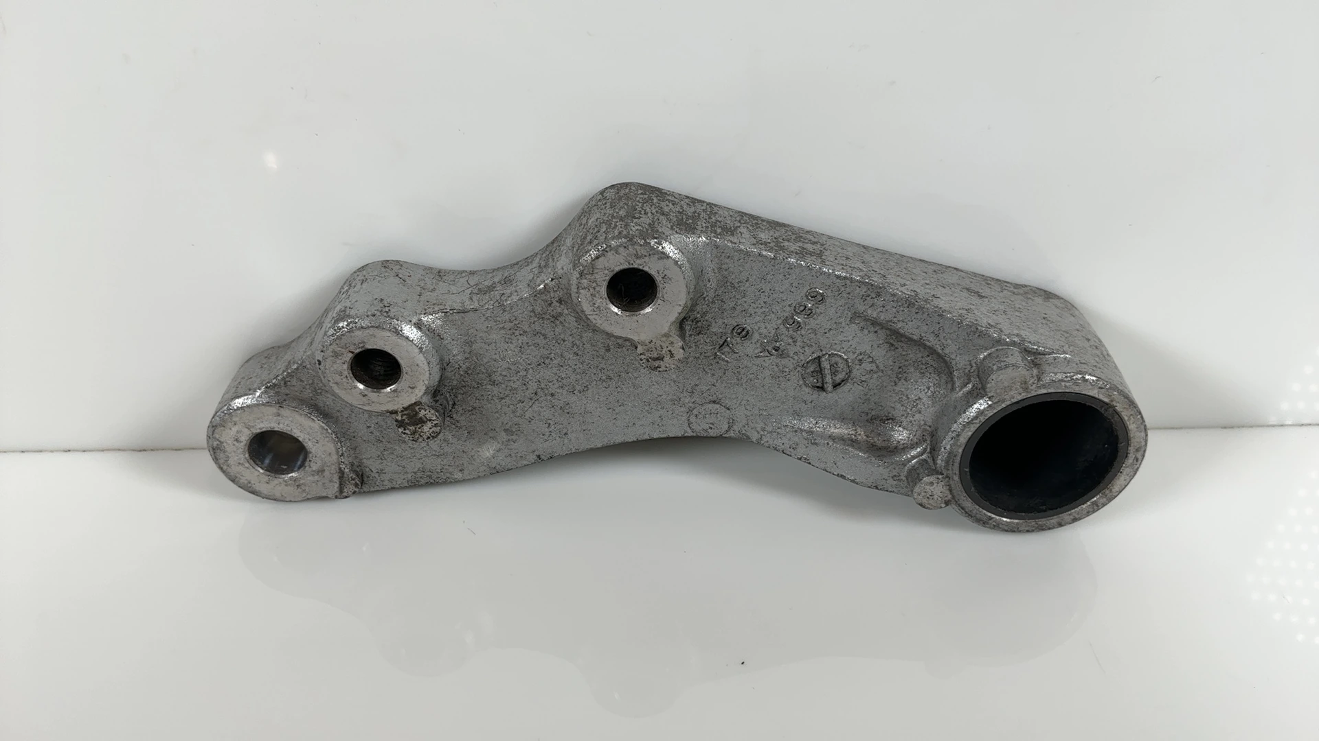 Kawasaki Zephyr ZR550 550CC Rear Brake Caliper Bracket 1990 1991 OEM 43034-1098 - Image 7