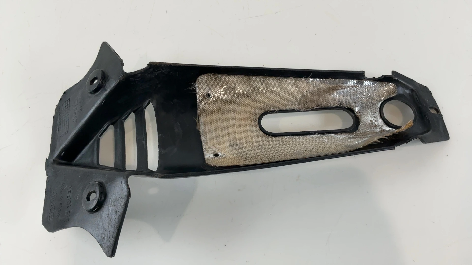 Aprilia Tuono Mille RSV 1000 CC Radiator Cover Spoiler 1998-2005 OEM AP8148834 - Image 2