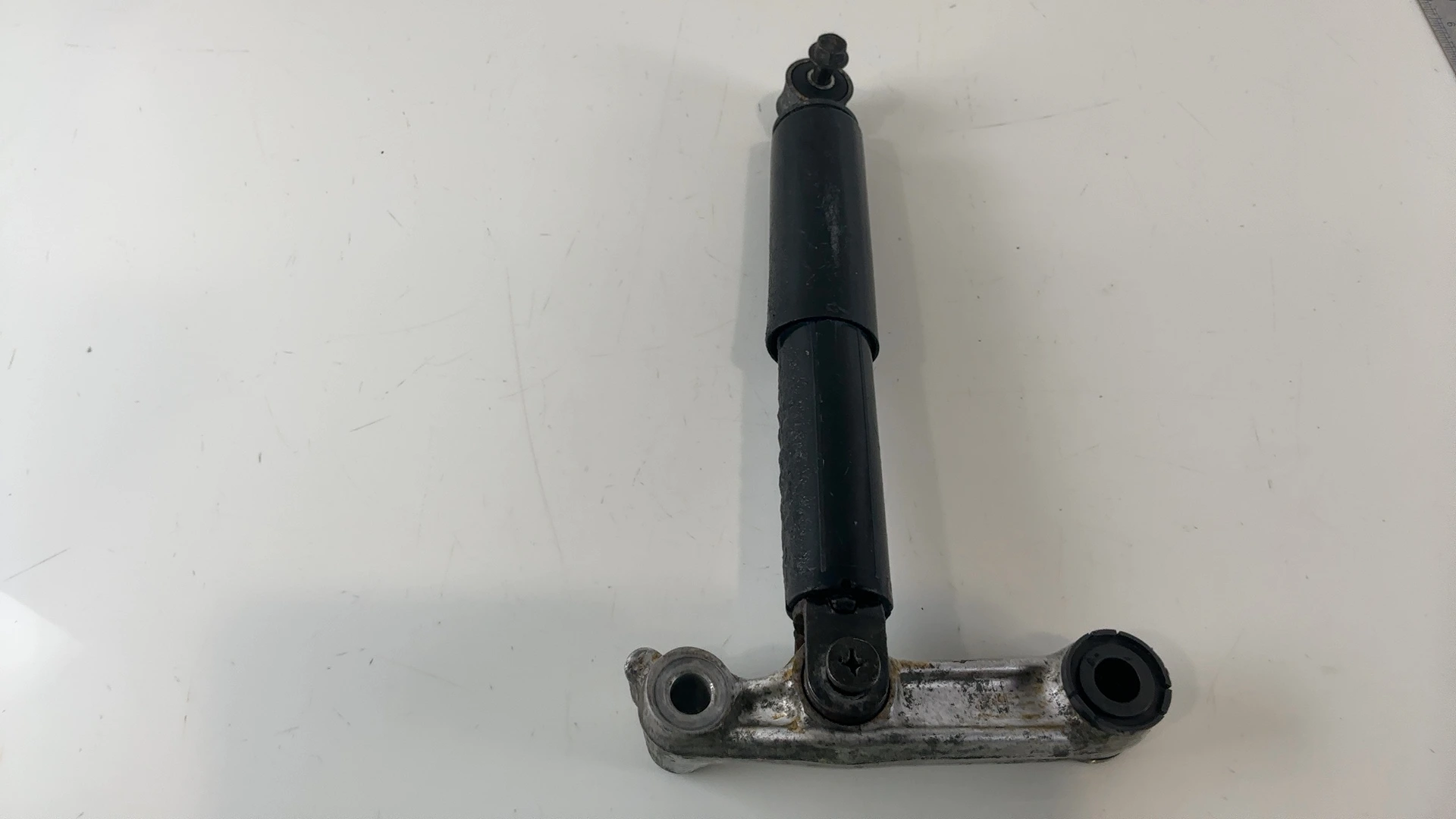 Honda Bali SJ50 50CC Front Shock Absorber 1993-2001 OEM 51400-GAV-701ZA - Image 3