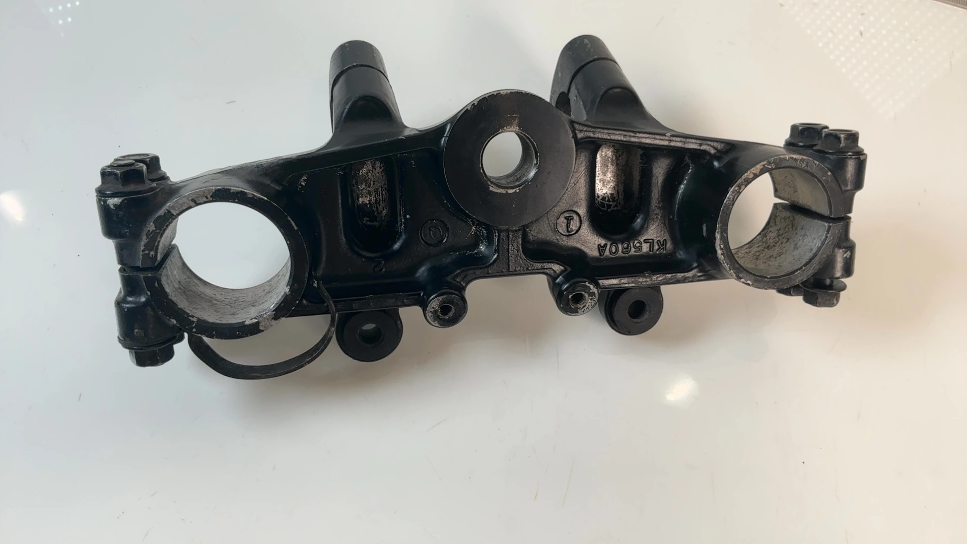 Kawasaki KLR650 KL650A 650 Upper Fork Bridge Yoke Clamp 1987-2007 OEM 44039-1160 - Image 5