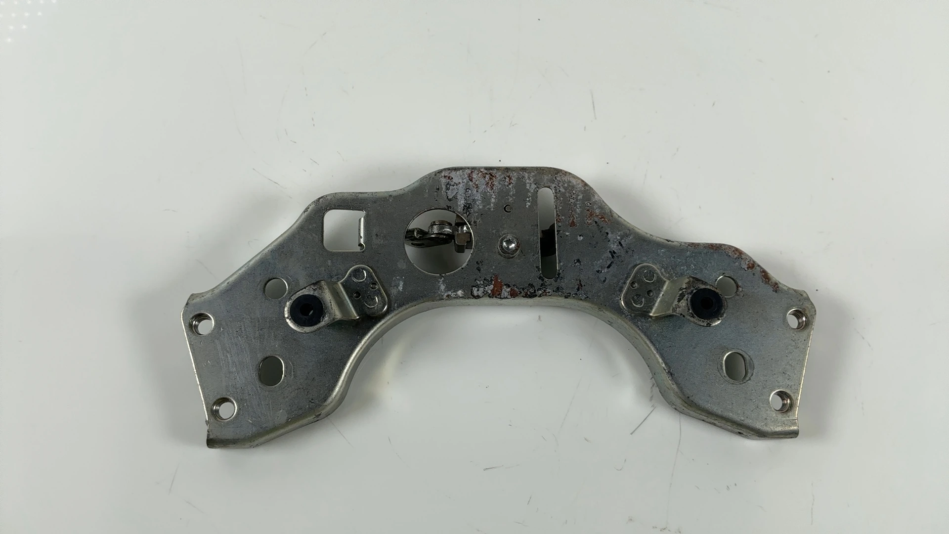 Honda CBR 600 F4 CBR600F4 Seat Lock Mount Cross Plate 1999-2000 OEM 50247-MBW-00 - Image 2