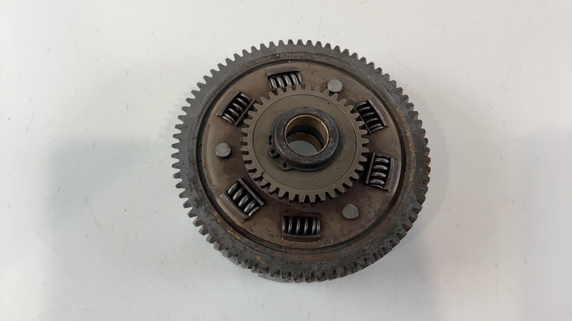 Suzuki GS450 GS450L 450cc Clutch Basket Outer Gear 1980-1988 OEM 21200-44102 - Image 1