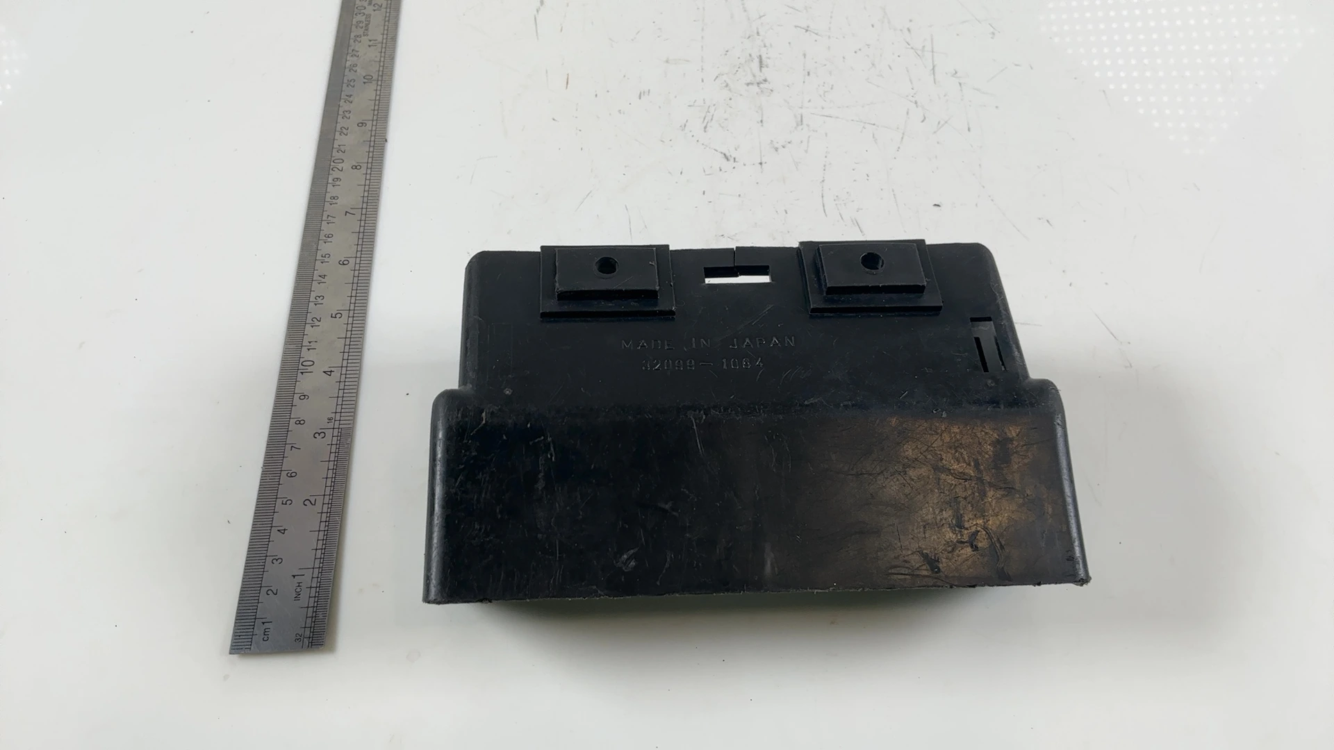 Kawasaki Ninja GPZ900R ZX900A 900cc Seat Cover Trim Panel 1984-03 OEM 32099-1064 - Image 4