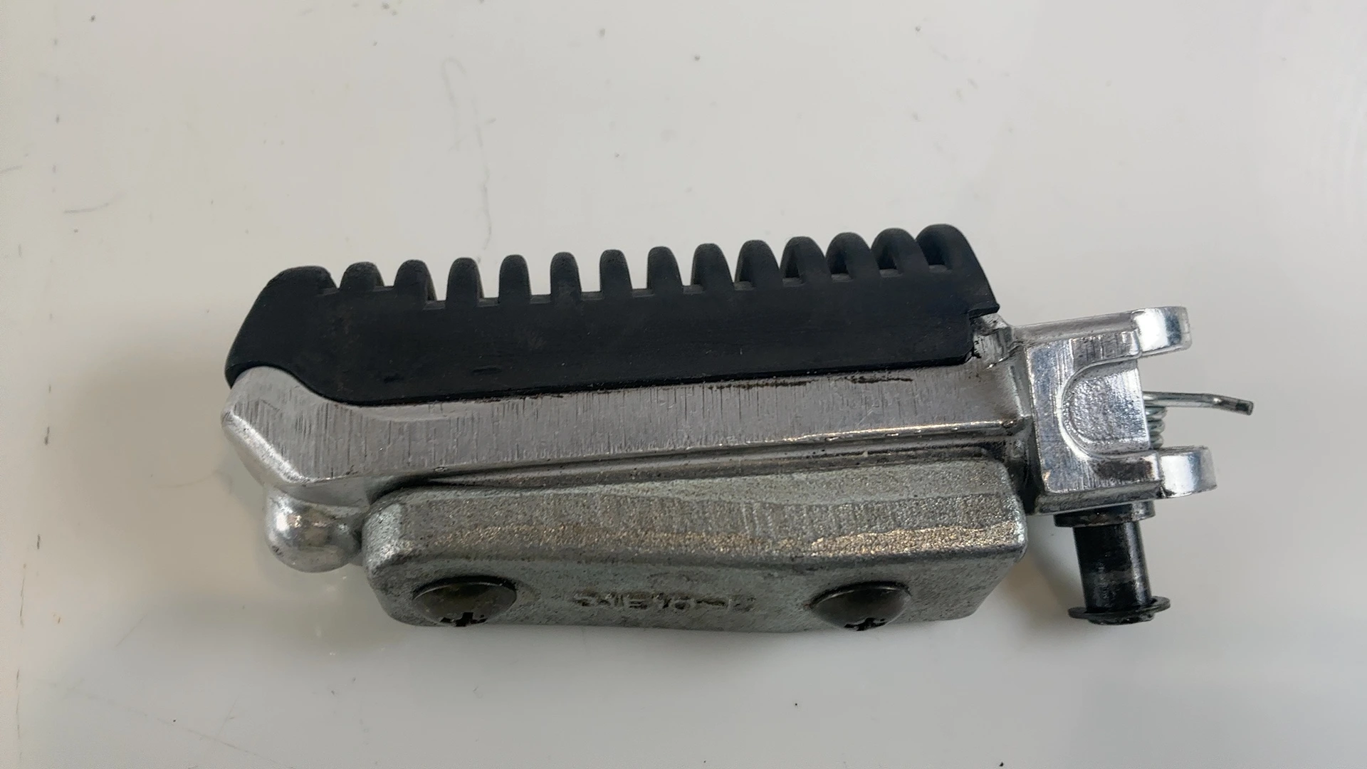 Suzuki Bandit GSF1200 Rear Right Pillion Foot Rest Peg 1996-2006 OEM 43610-40C00