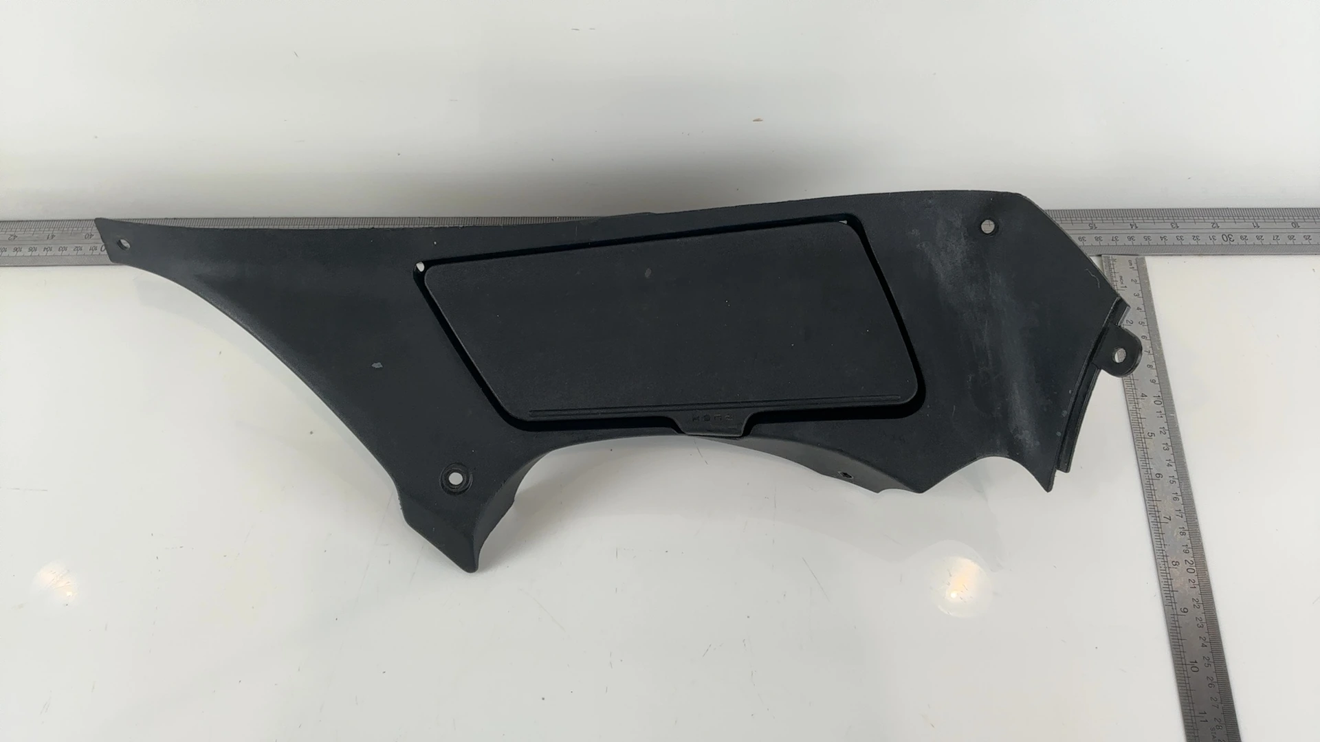 Suzuki RF 600 R GN76A 600cc Left Glove Box Panel Side 1993-1997 OEM 94422-21E00 - Image 3
