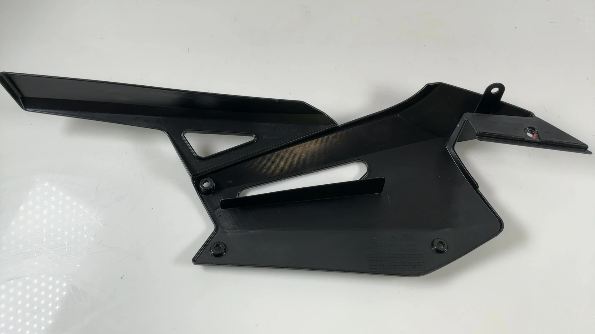 Aprilia Tuono RS 660 Factory 660cc Chain Guard Swingarm Cover 2020-2026 2B006389 - Image 2