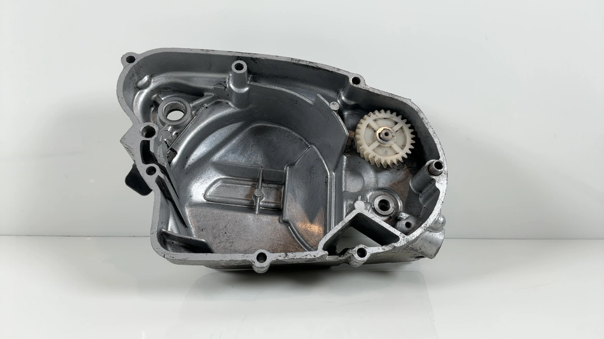 Yamaha RX100 RXS100 100cc Clutch Engine Cover 1976-1996 OEM 1V1-E5421-00-00 - Image 8