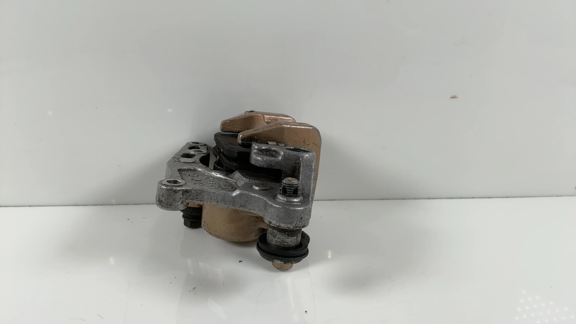 Honda VFR400 NC24 400cc Rear Brake Caliper 1987-1989 OEM 43100-NC24-006 - Image 10
