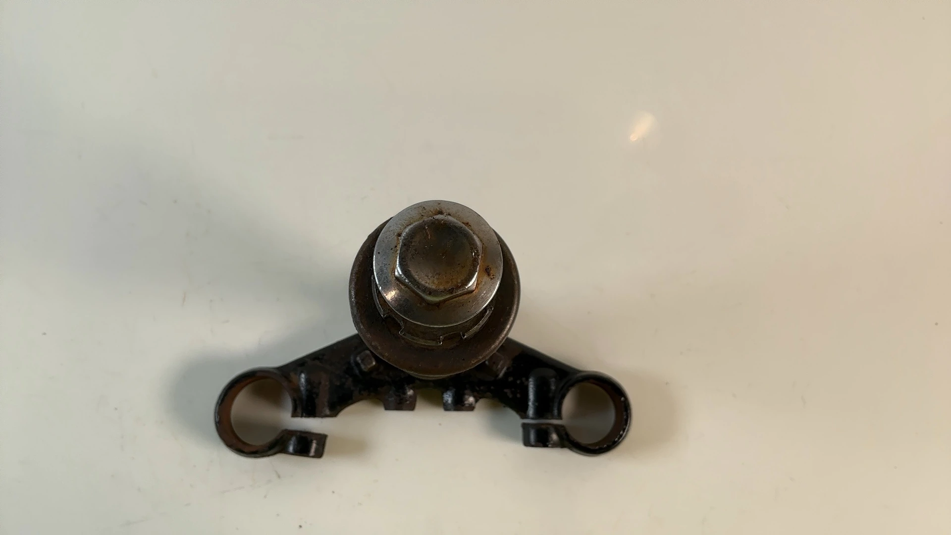 Yamaha TZR125 2RK 125cc Lower Triple Tree Clamp 1987-1992 OEM 2RK-23340-00-00 - Image 5