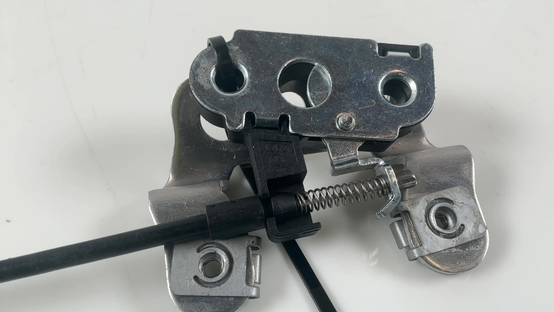 Aprilia RSV4 Tuono V4 1100 Rear Passenger Seat Lock Mechanism 2021-26 AP8102913 - Image 4