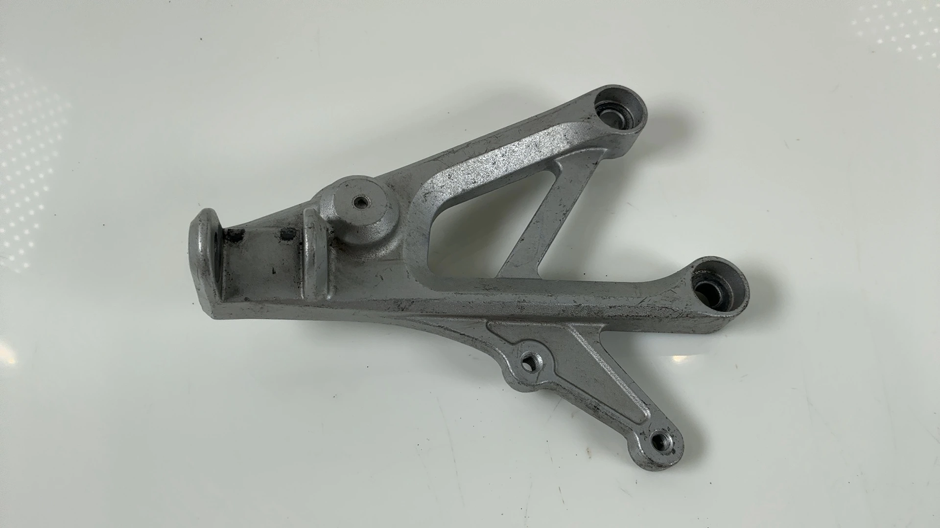 Honda CBR600F4 CBR600 Front Left Footrest Peg Bracket 1999-2000 50700-MBW-000ZA