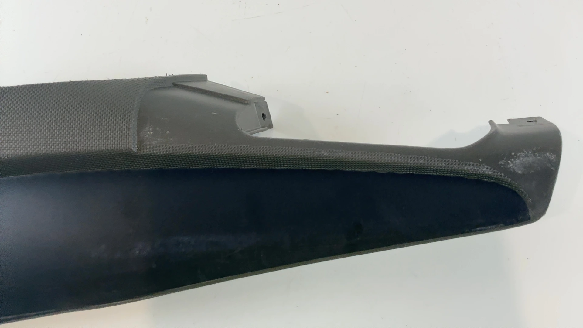 Aprilia SR Motard 125 CC Right Side Fairing Cover 2012-2017 OEM 101361 - Image 4
