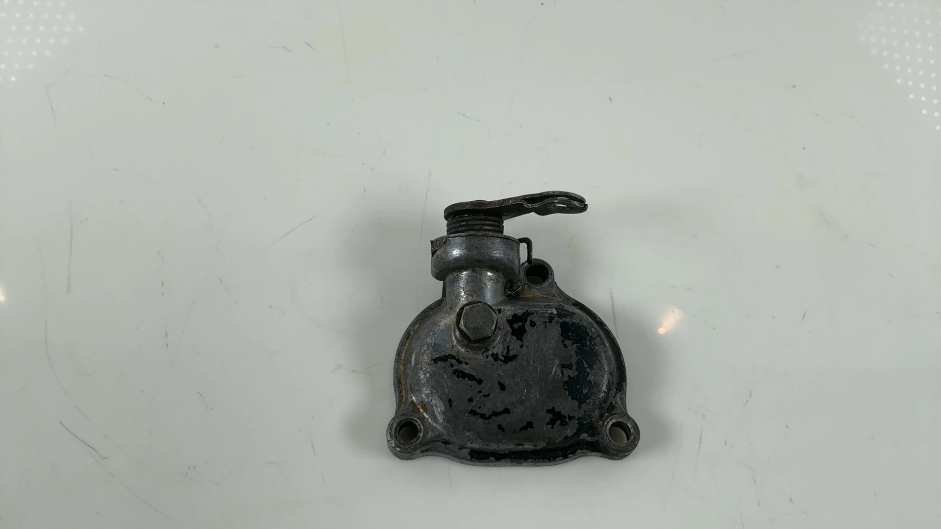 Yamaha AG200 1FE 200cc Exhaust Valve Cylinder Head Cover 1986-87 15A-11186-00-00 - Image 2
