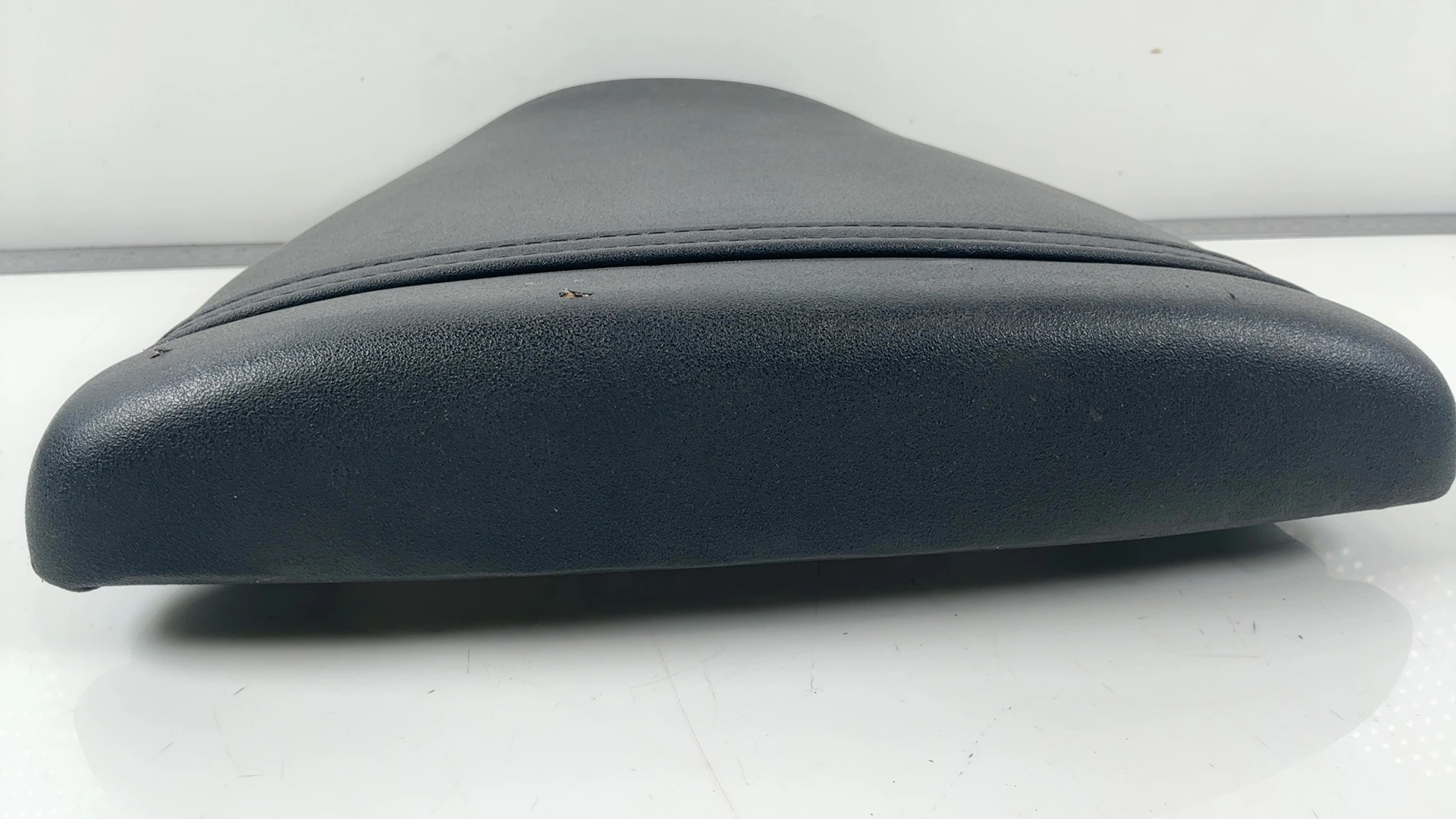 Suzuki GSXR 600 750 SRAD Rear Pillion Passenger Seat 1996-2000 OEM 45300-33E00 - Image 5