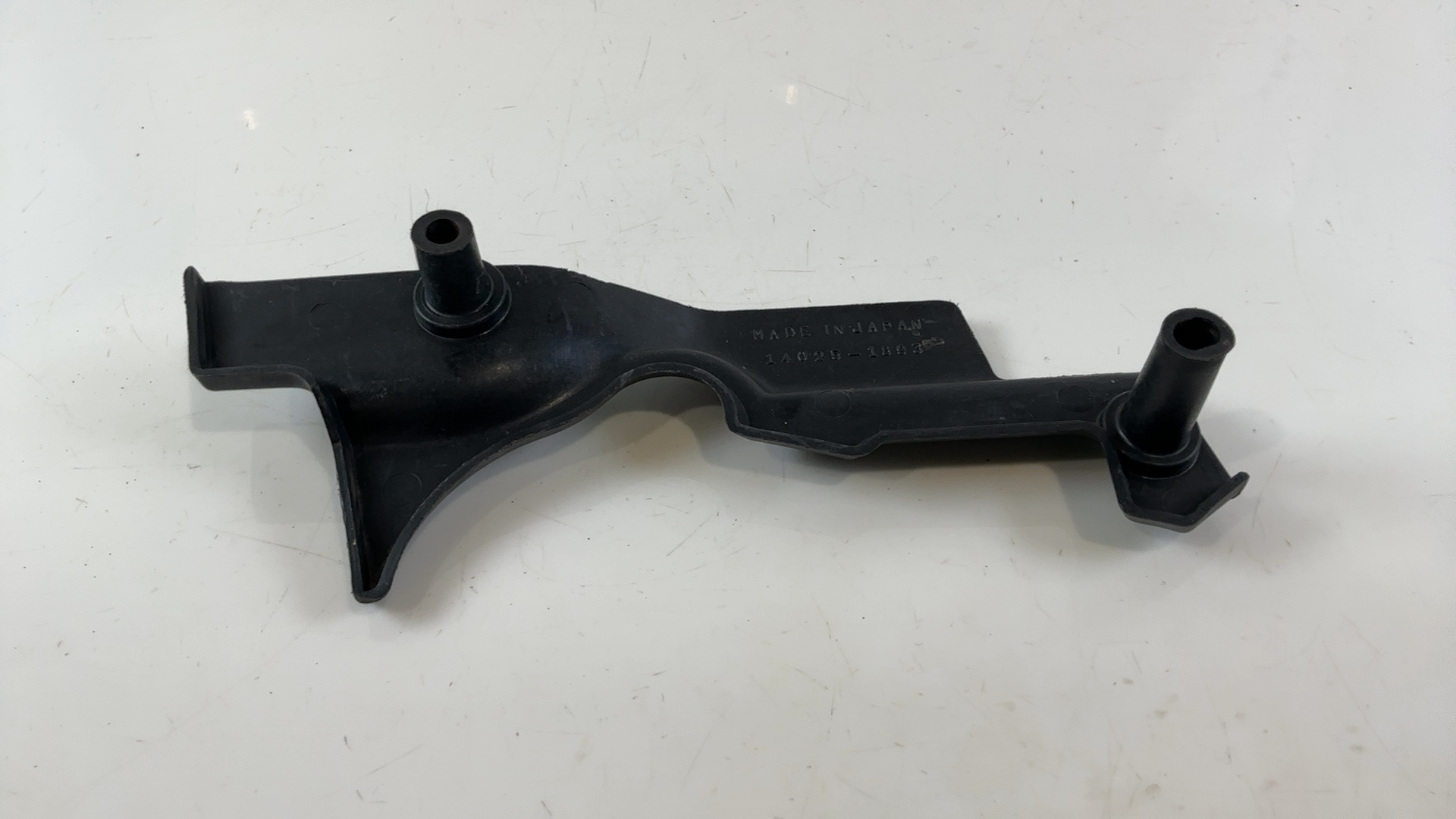 Kawasaki Ninja 900 ZX900A Left Fairing Bracket Cover Trim 1984-96 OEM 14025-1893 - Image 3