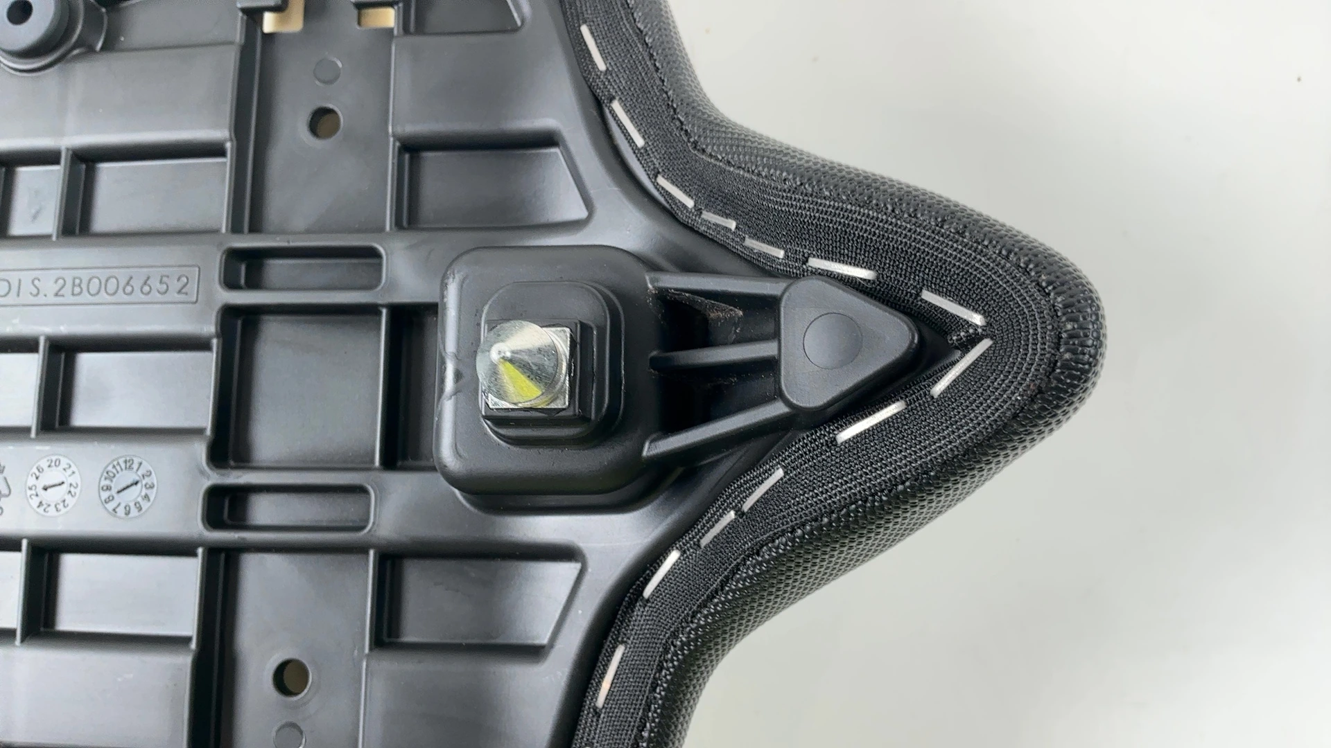 Aprilia Tuono RS 660 Factory 660cc Rear Passenger Seat 2021-2026 OEM 2B006652 - Image 7