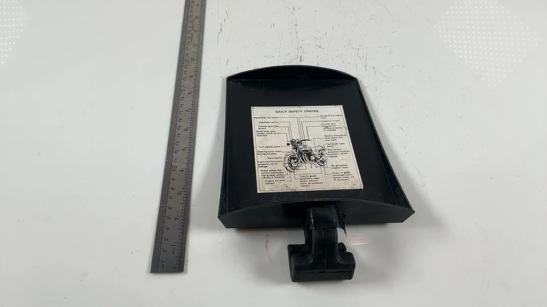 Kawasaki Z1 Z2 KZ900 900 Tool Tray Holder 1973-1975 OEM 32099-010 - Image 4