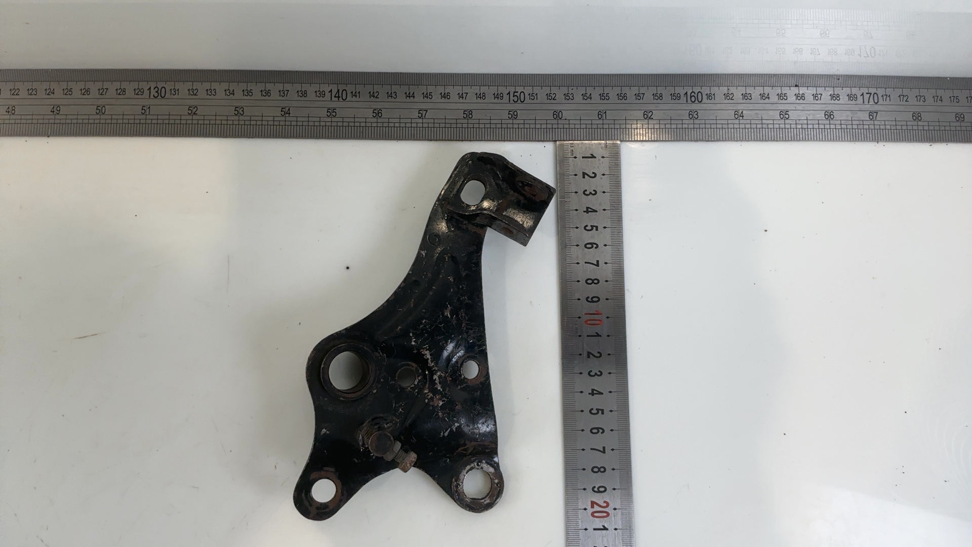 Yamaha RD250 RD350 250 350 CC Rear Right Footrest Bracket 1973-1975 360-21446-00 - Image 3