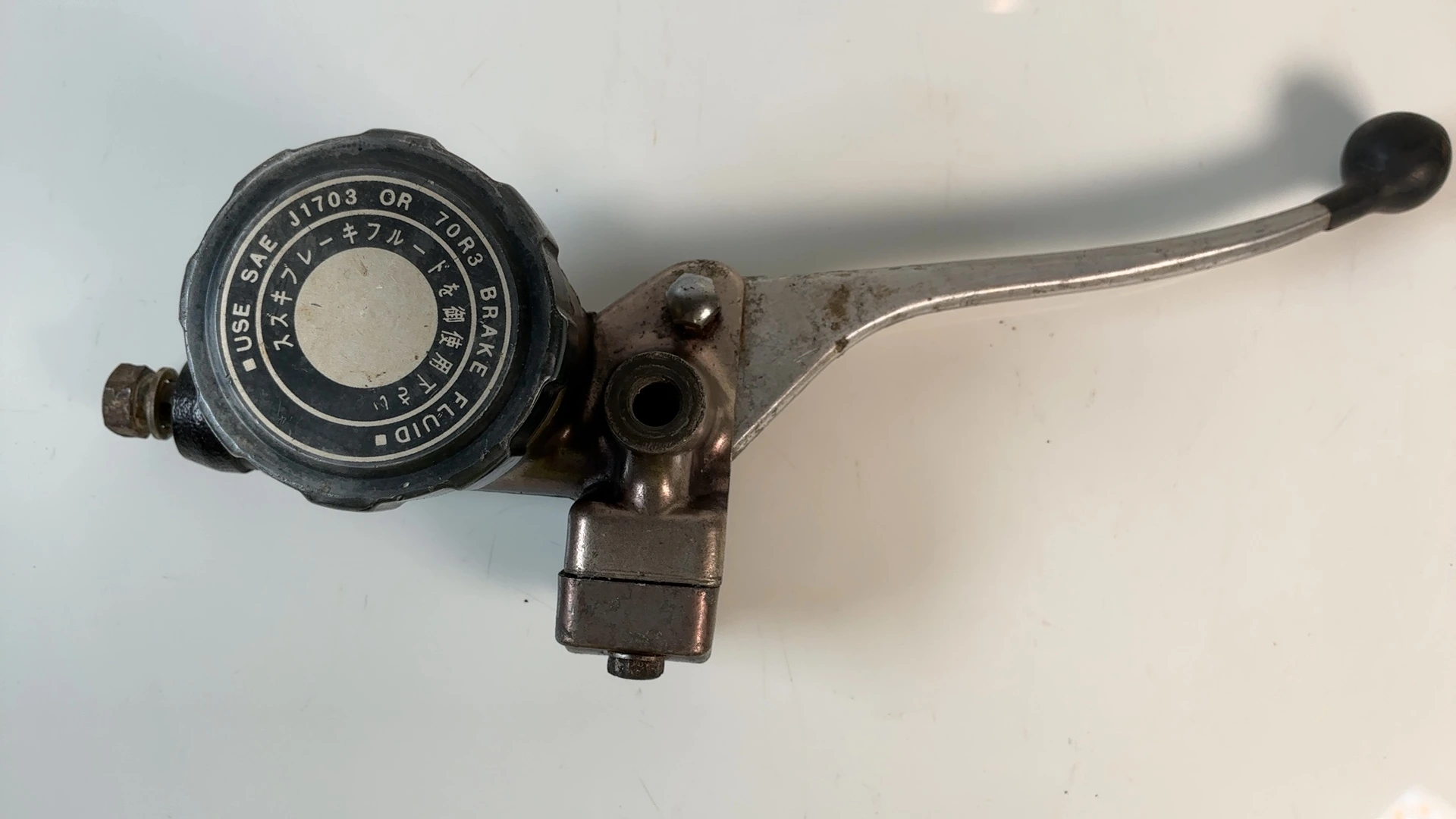Suzuki GT380 GT 380 380cc Front Brake Master Cylinder 1972-1977 OEM 59600-33610