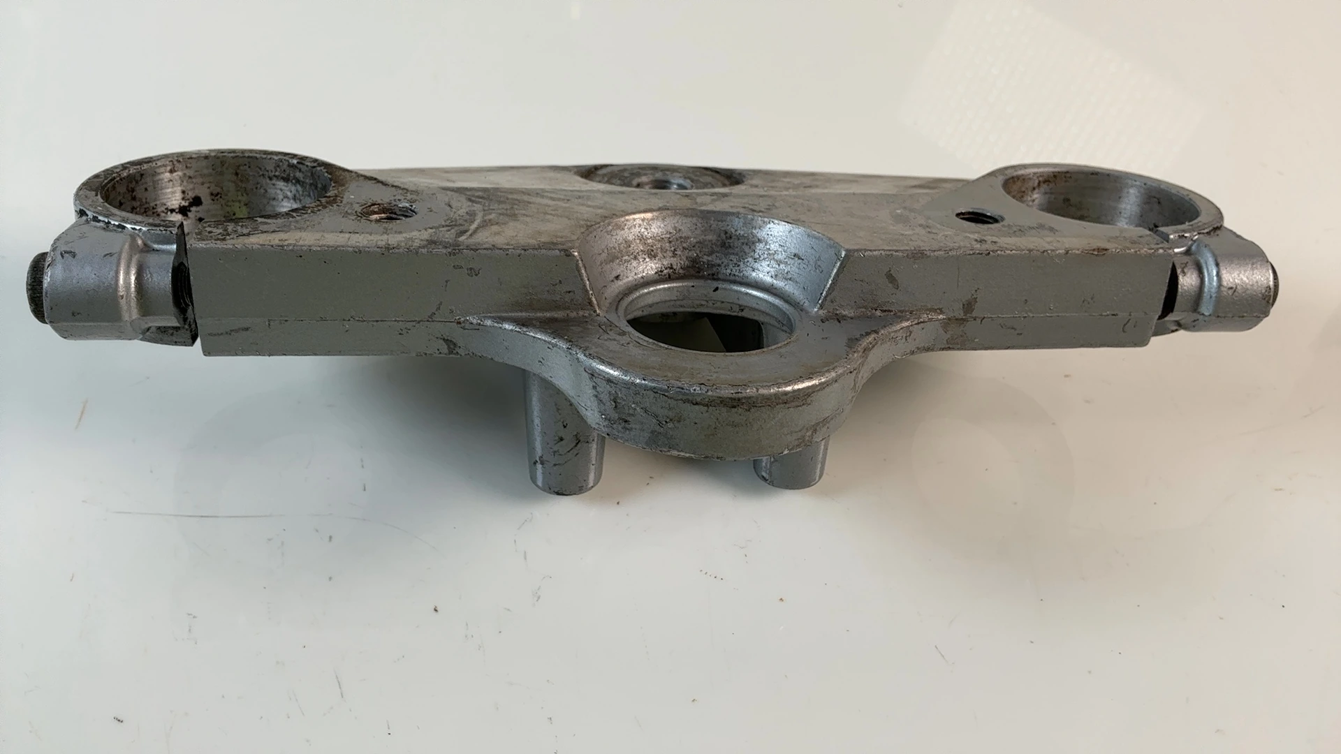 Suzuki Katana GSX600F GN72B 600cc Upper Fork Bridge Yoke 1988-97 OEM 51311-19C20 - Image 4