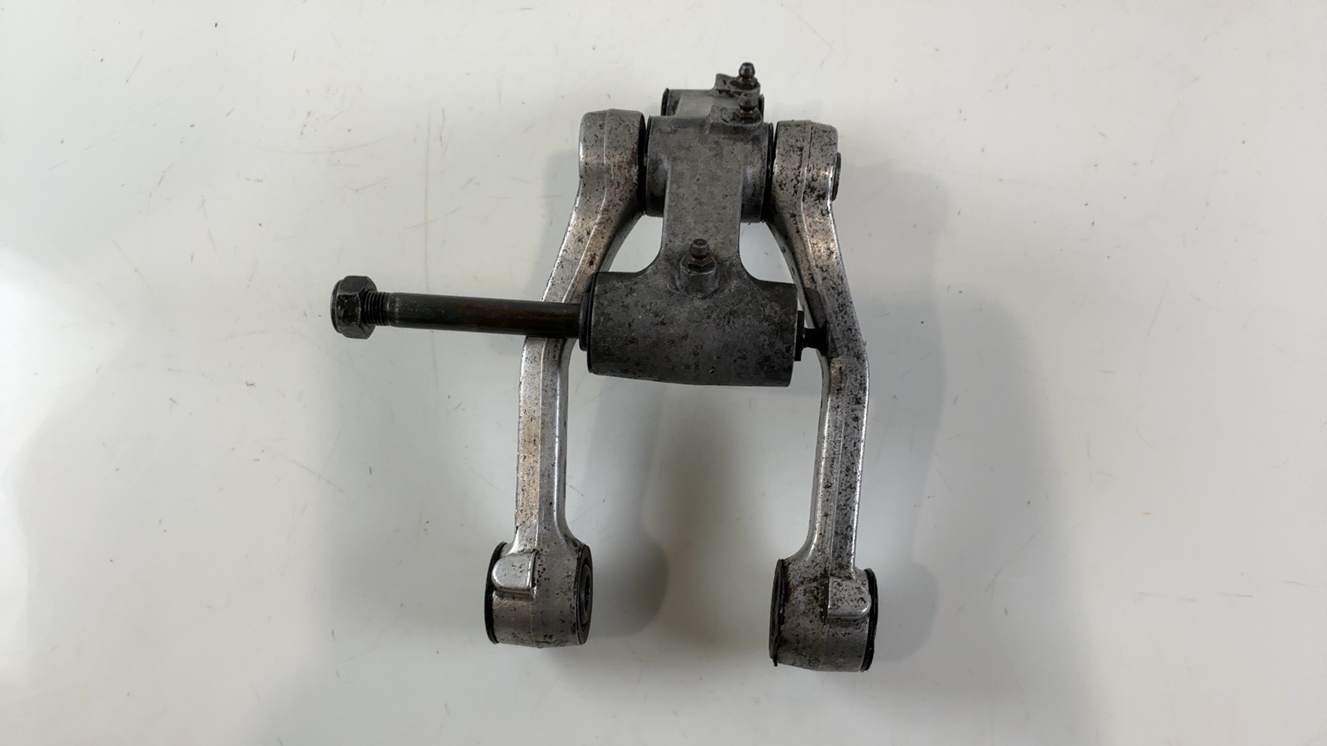 Kawasaki GPX750R ZX750F 750cc Rear Shock Linkage 1987-1989 OEM 39007-1107 - Image 4
