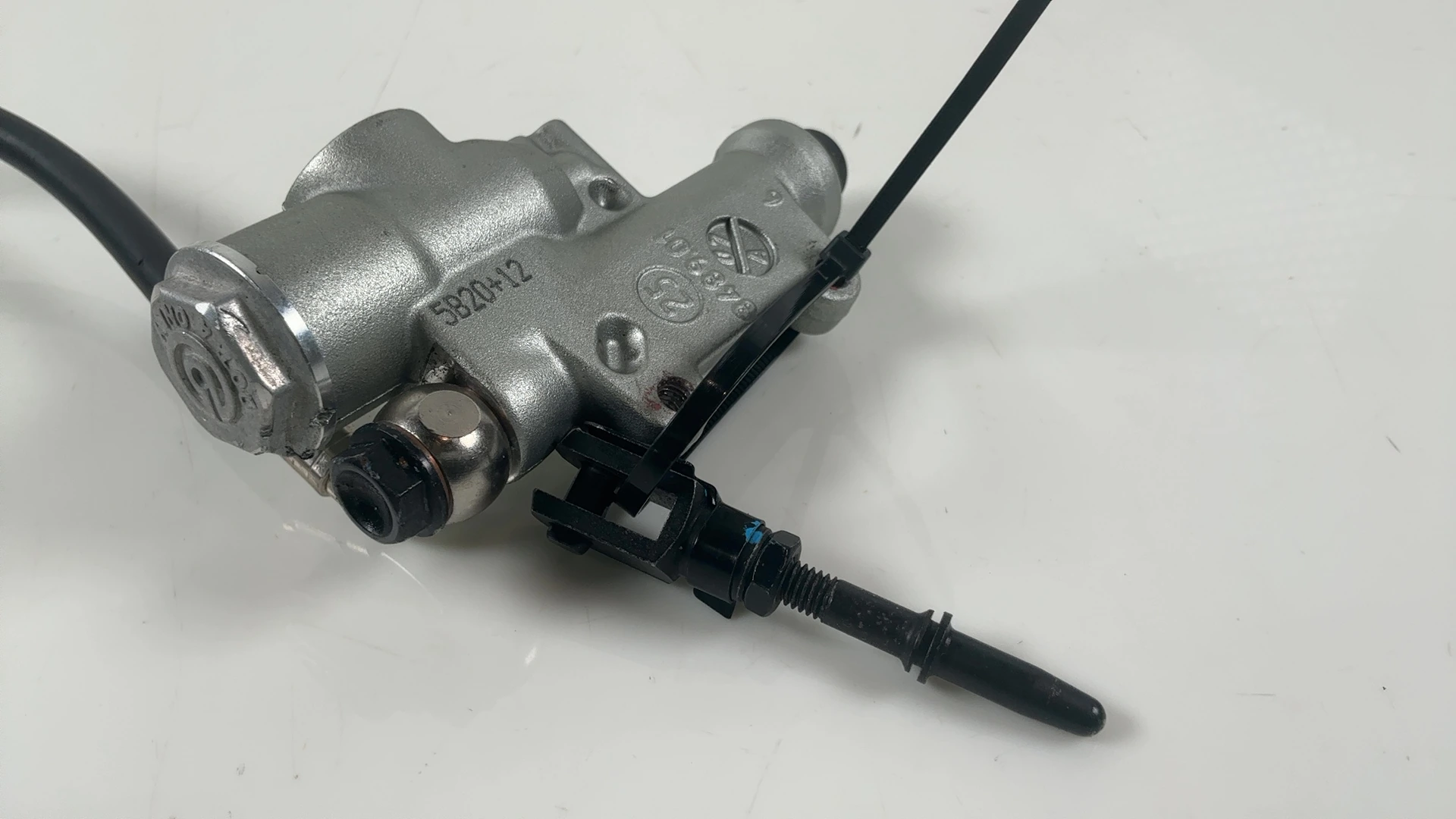 Aprilia RSV4 Tuono V4 Factory 1100 Rear Brake Master Cylinder 2015-2026 B044586 - Image 8