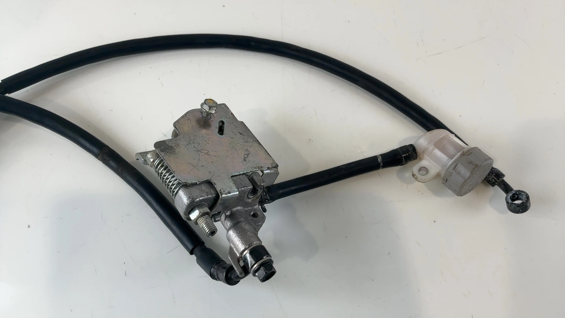Honda Vision NSC110 110cc Rear Brake Master Cylinder 2011-2021 OEM 43510-KZL-931 - Image 3