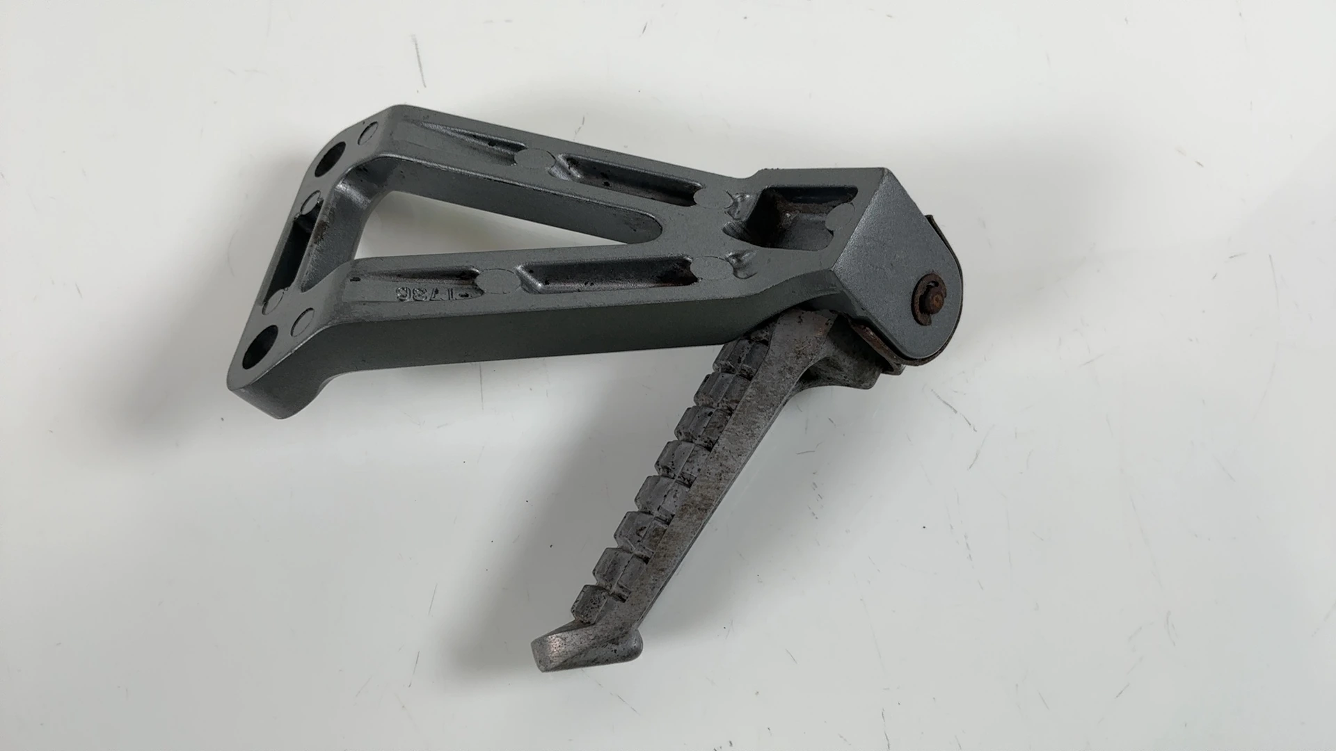 Kawasaki Ninja ZX9R ZX-6R 900 600 Passenger Foot Peg Bracket 1994-97 35011-1736 - Image 1
