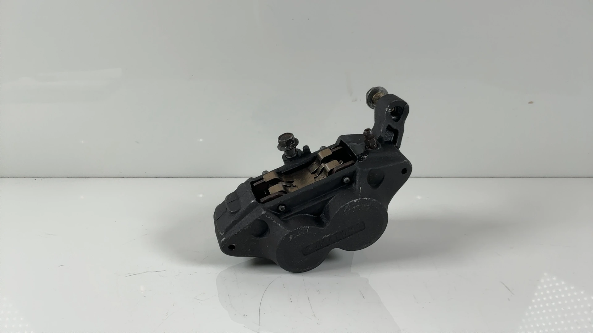 Yamaha FZR1000 EXUP 3GM 1000cc Front Left Brake Caliper 1991-93 3GM-2580T-50-00 - Image 2