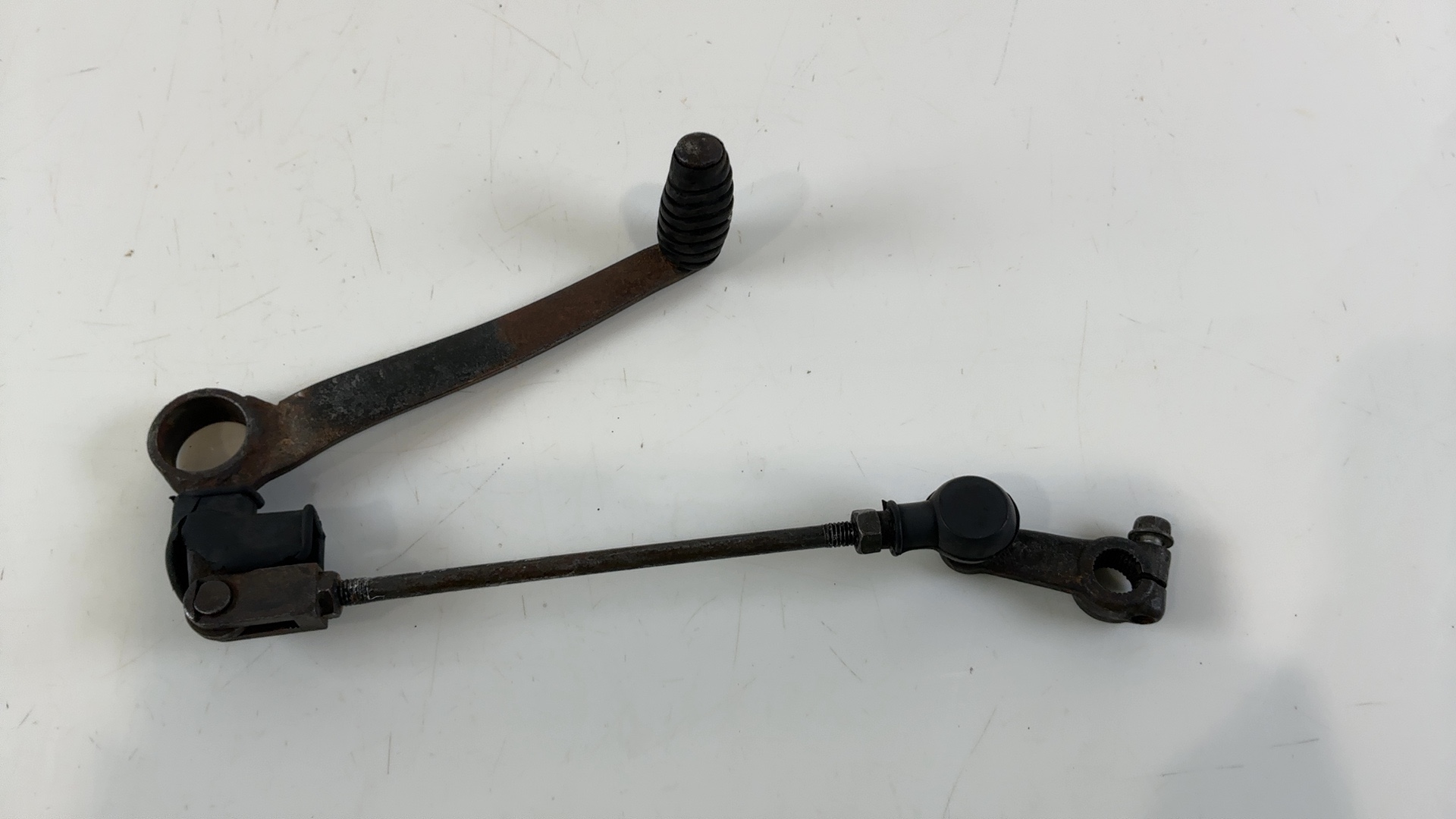 Honda VT250 VT250F MC08 Gear Shift Lever Linkage Pedal 1982-85 OEM 24700-KE8-000 - Image 2