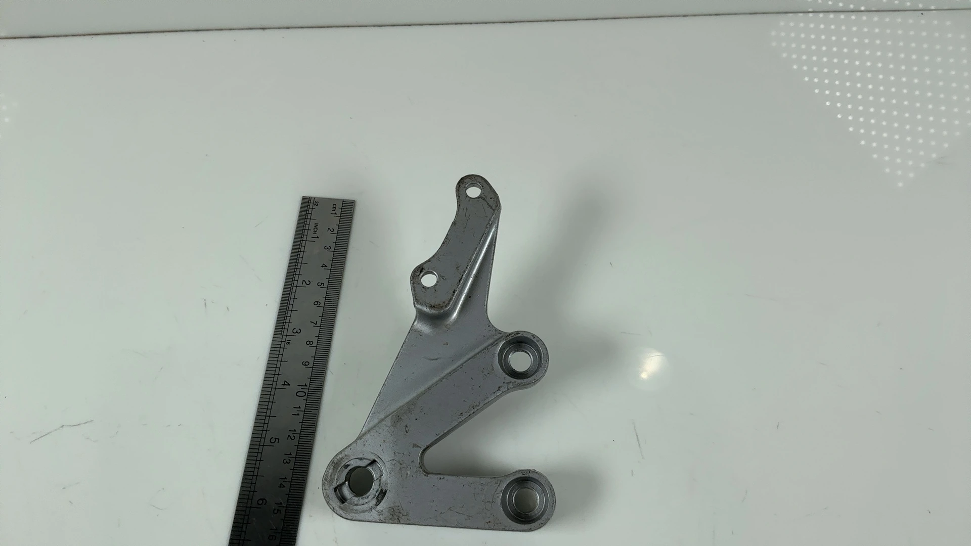 Suzuki GSX-R 600 750 Right Front Foot Rest Peg Bracket 2001-2003 OEM 43511-35F00 - Image 5