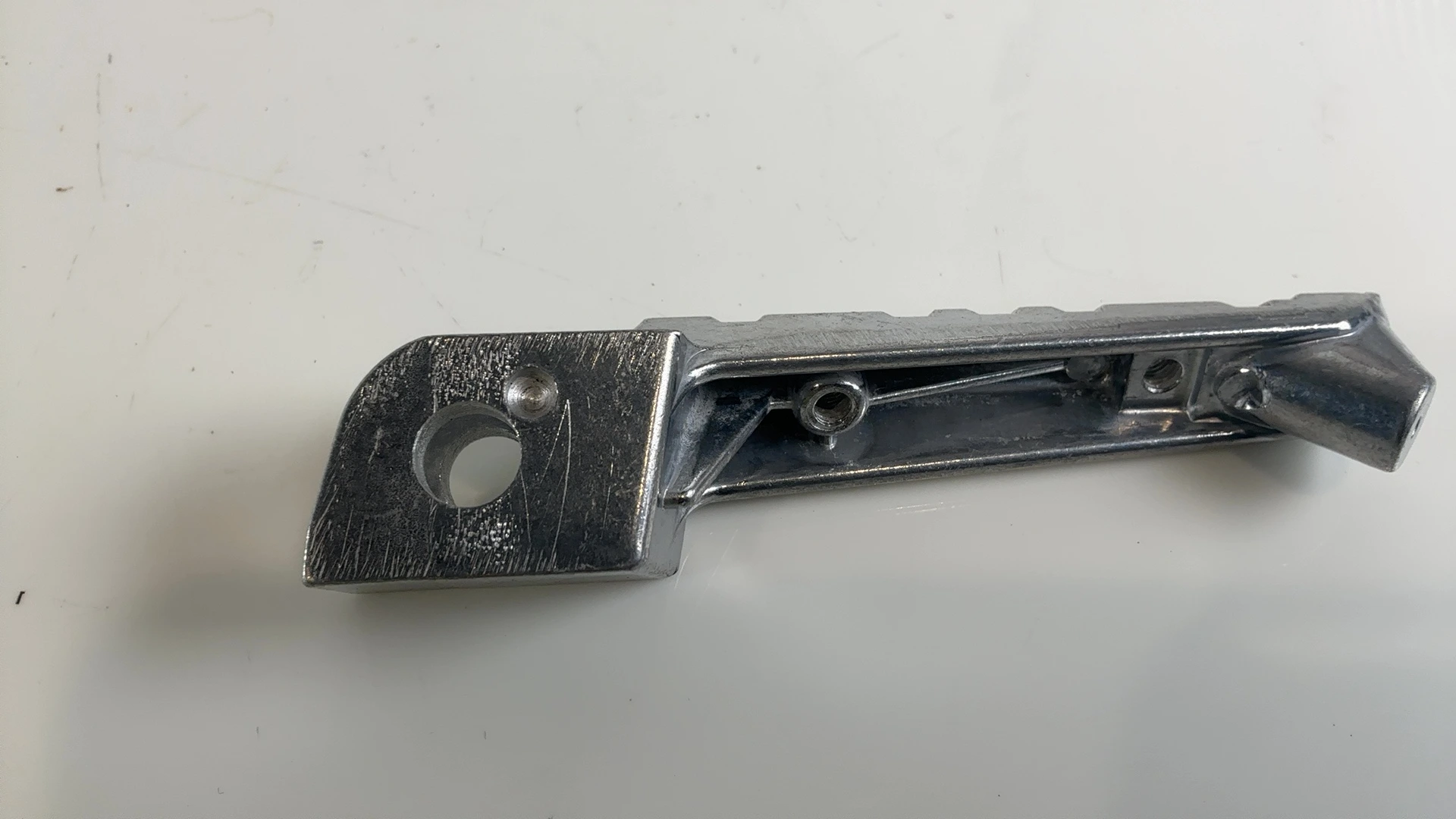 Triumph Trident 900 T300 900cc Front Right Footrest Peg 1991-1998 OEM T2080028 - Image 2