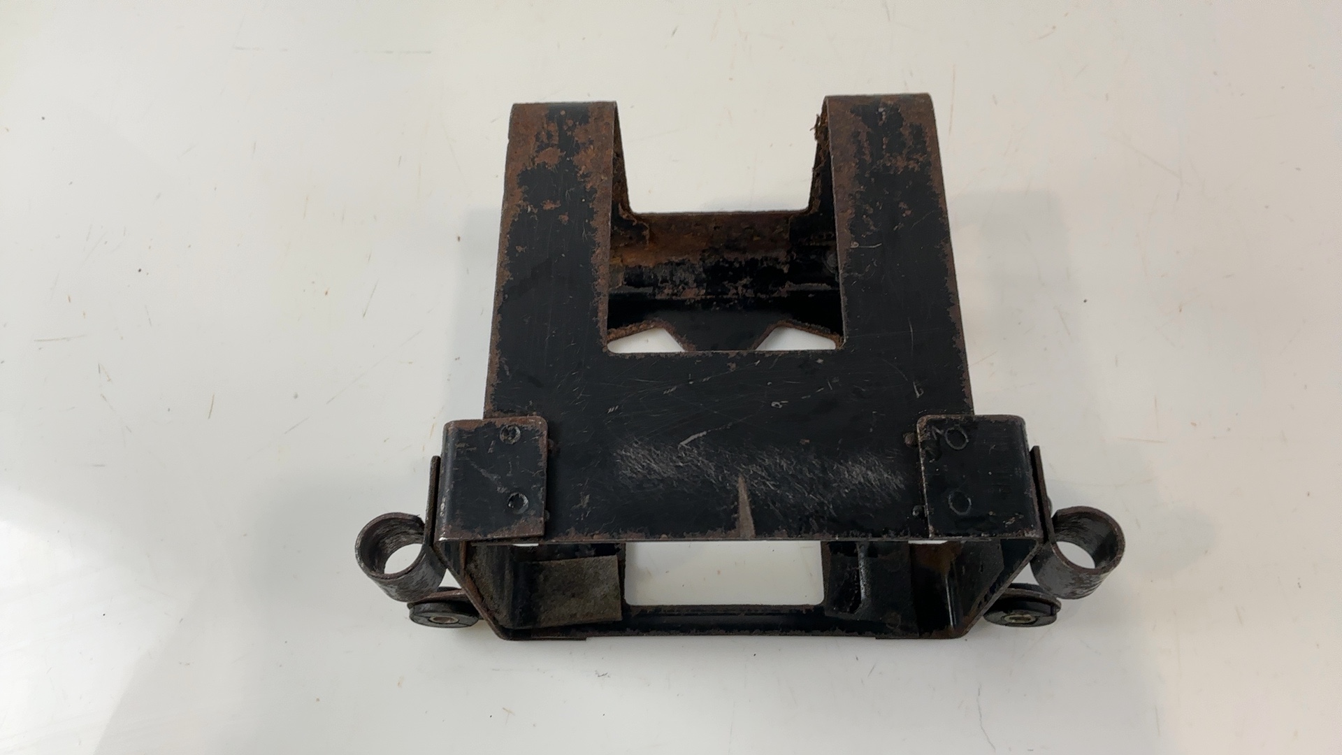 Suzuki Katana GSX750S 750cc Battery Box Tray Holder 1981-1985 OEM 41540-08C00 - Image 3