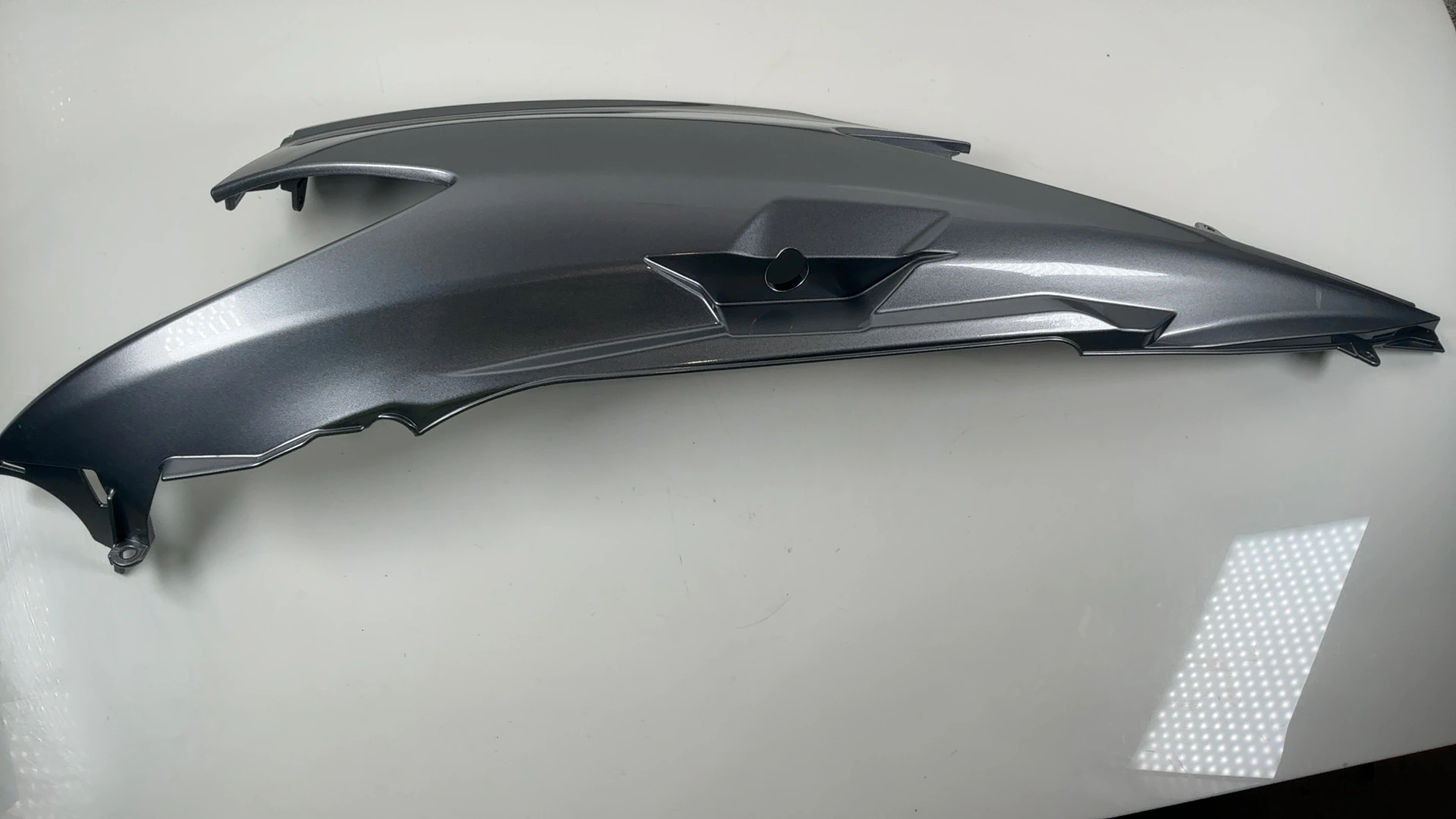 Suzuki Burgman AN400 400cc Left Rear Tail Fairing 2007-2017 OEM 47211-05H01-YHG