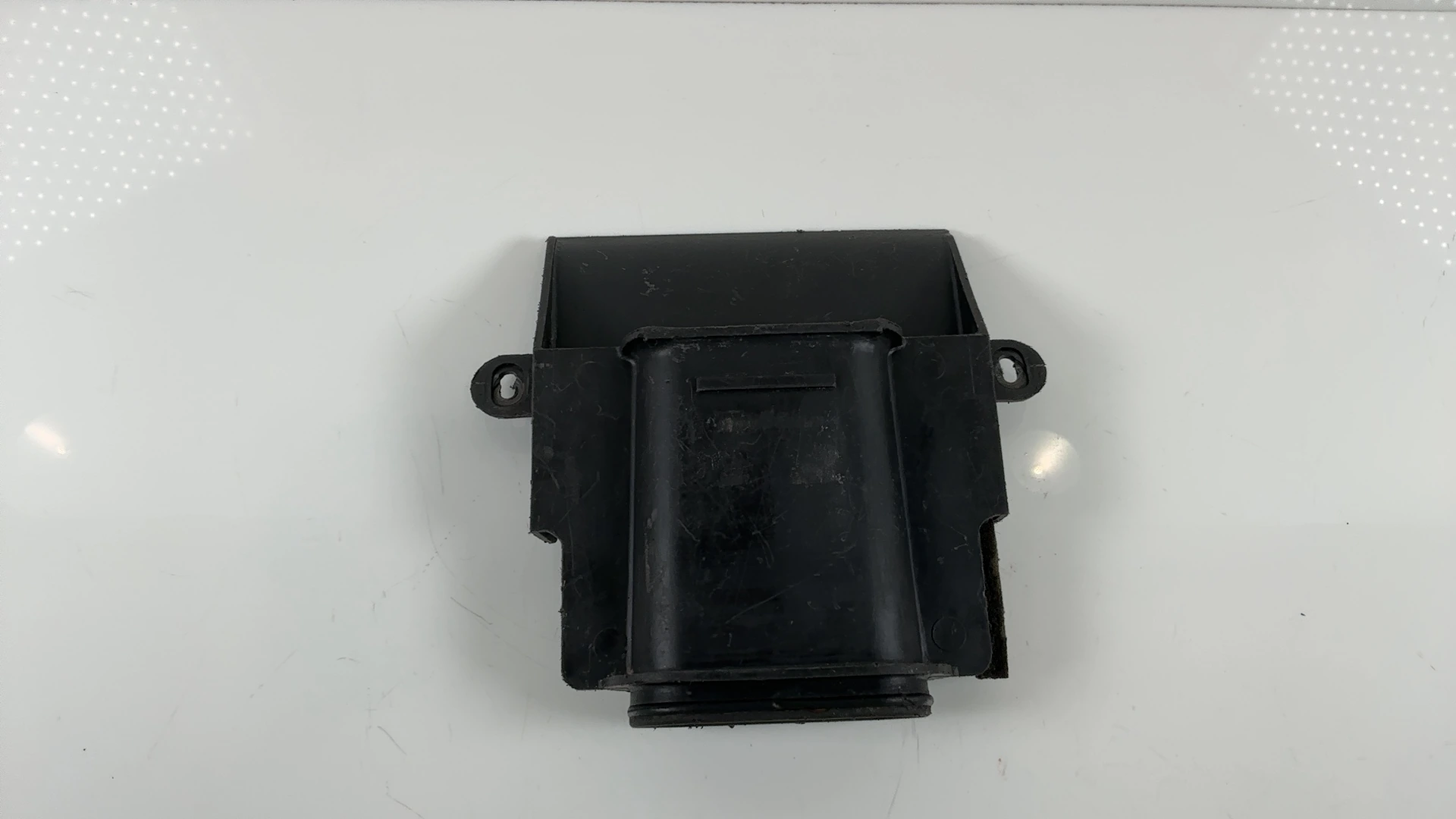Kawasaki ZZR 1100 ZX1100D 1100cc Air Filter Case Box Cover 1993-1997 11011-1318 - Image 1
