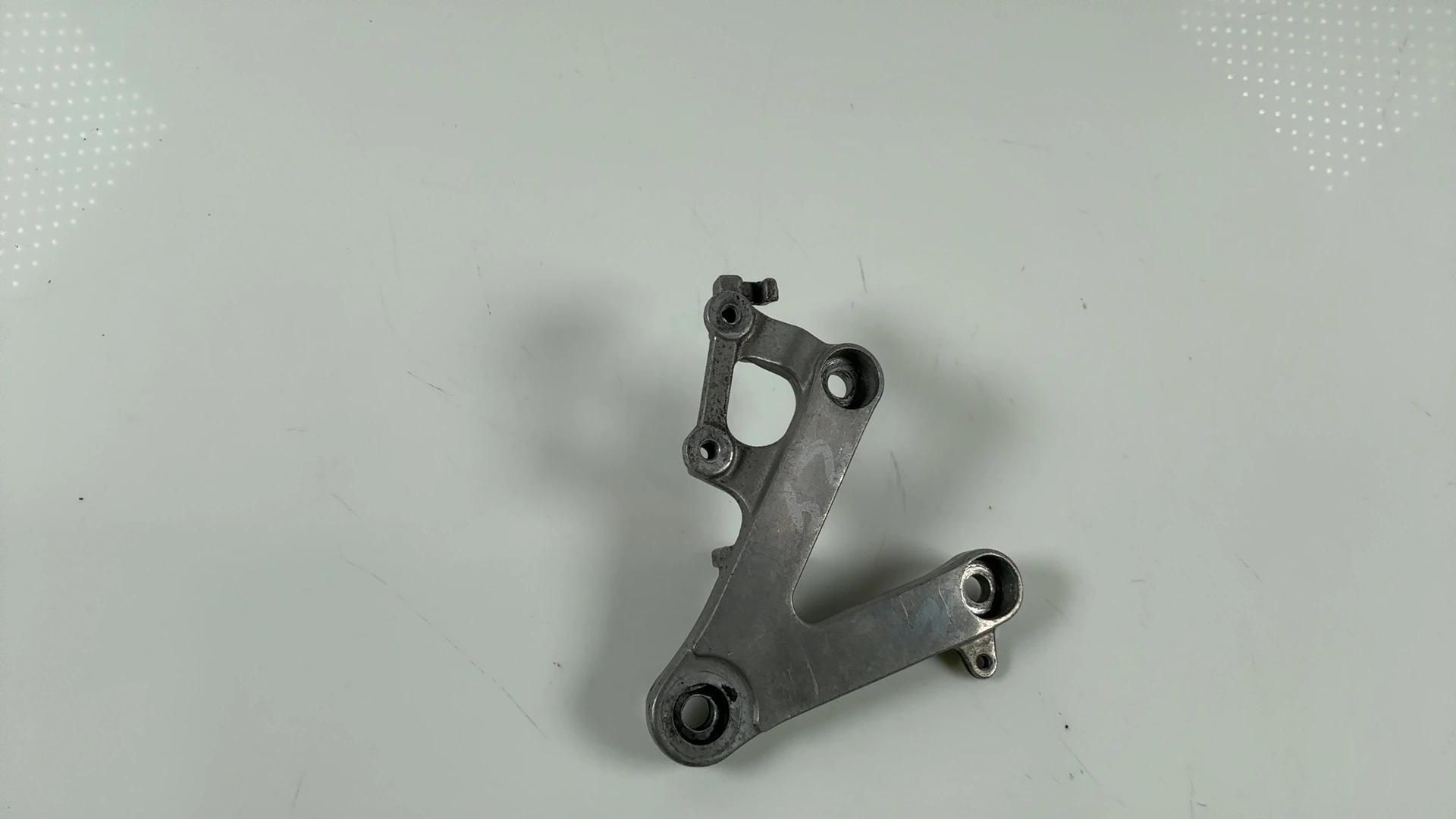 Honda CBR900RR SC28 900cc Front Right Footrest Holder 1992-95 OEM 50600-MW0-000 - Image 2
