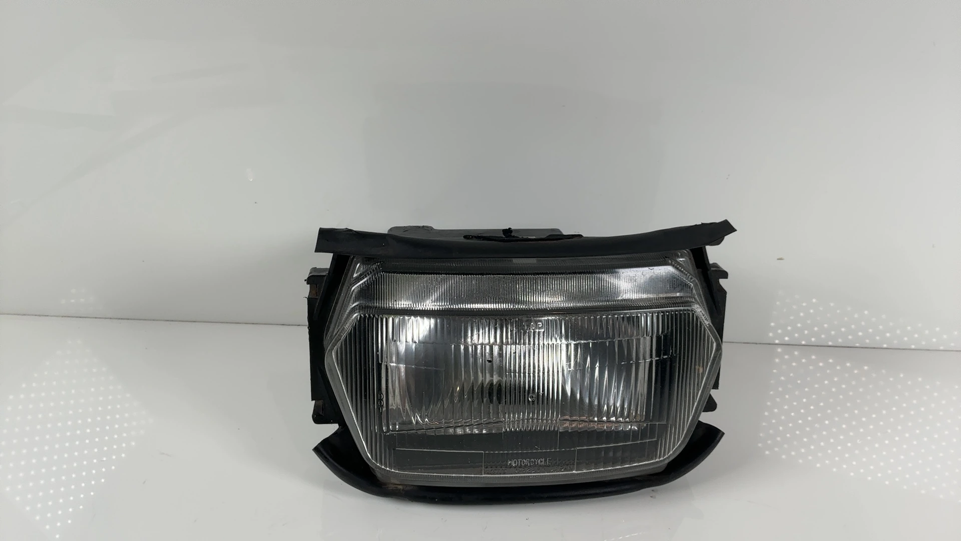 Suzuki Katana GSX600F 600 Headlight 1988-1997 OEM 35100-20C10-999 - Image 1