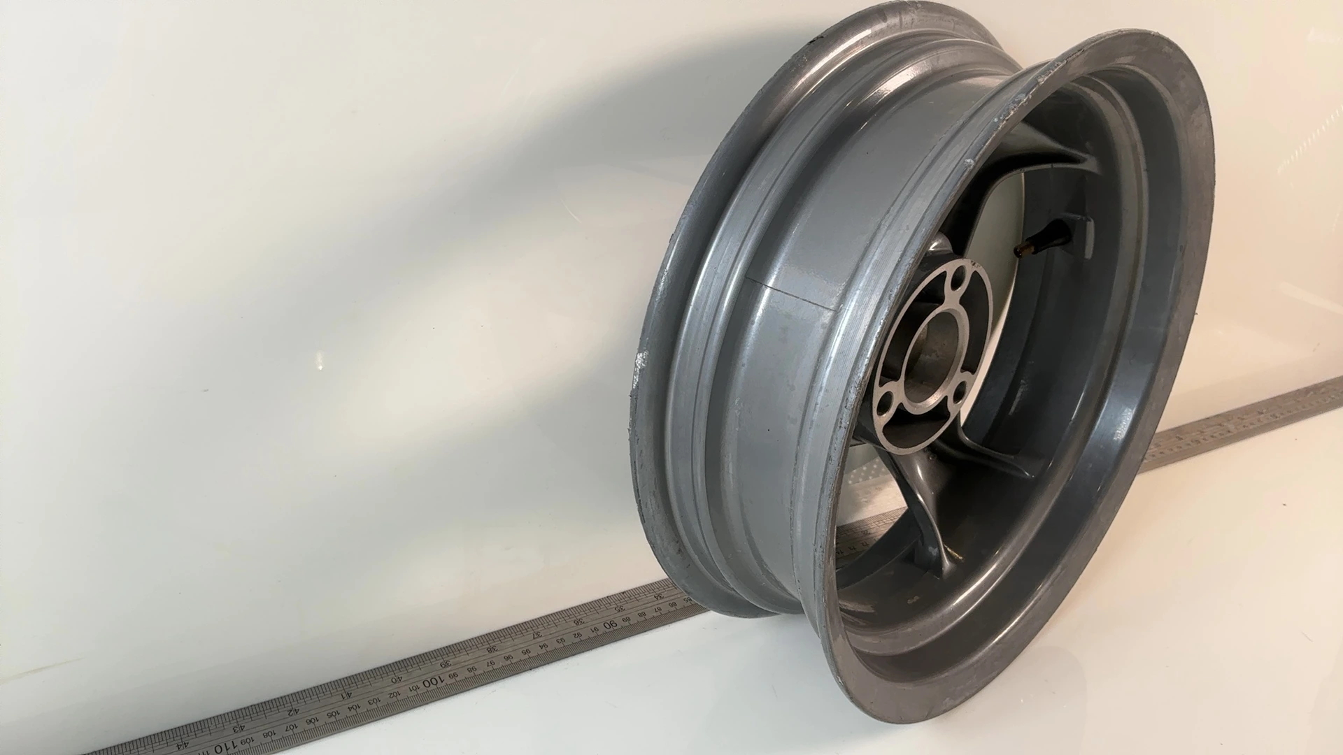 Peugeot Speedfight 1 2 50 100 Rear Wheel Rim 1997-2008 OEM 741484 MT3.50x12 - Image 6
