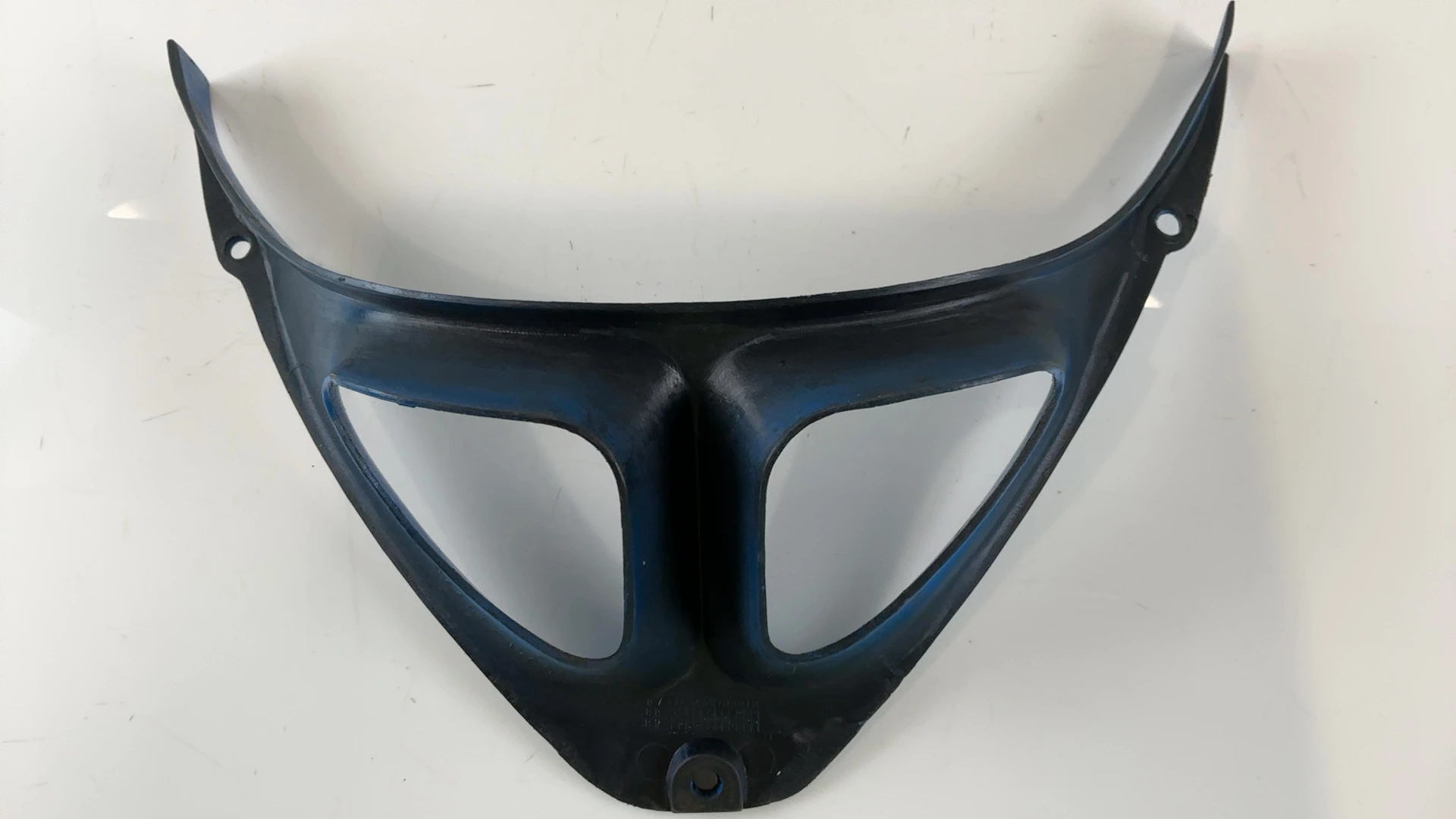 Title: Suzuki GSXR1100 GSX-R750 Front Center Cowling Fairing 1989-92 94498-17C00 - Image 2