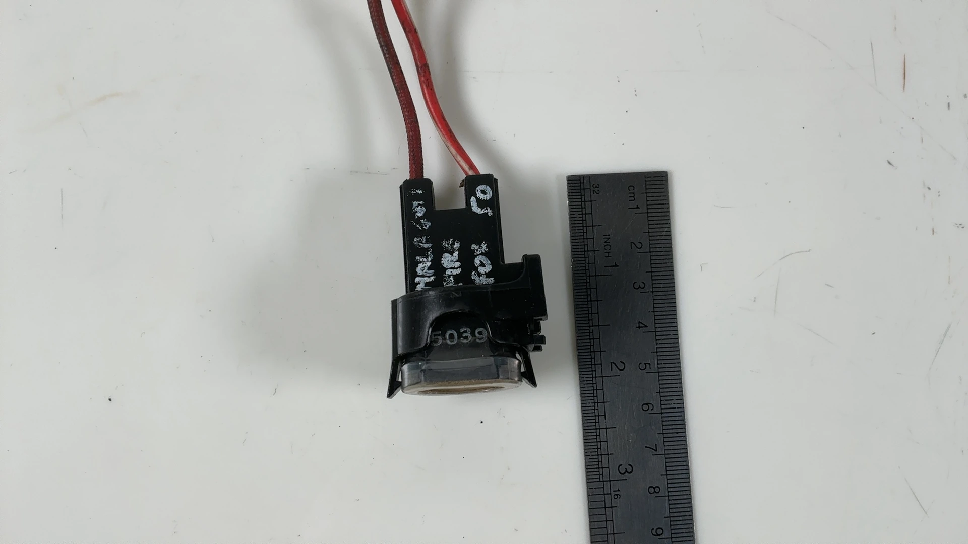 Malaguti F15 Firefox 50 Fuse Holder Harness 1996-2006 OEM 02503900 - Image 3
