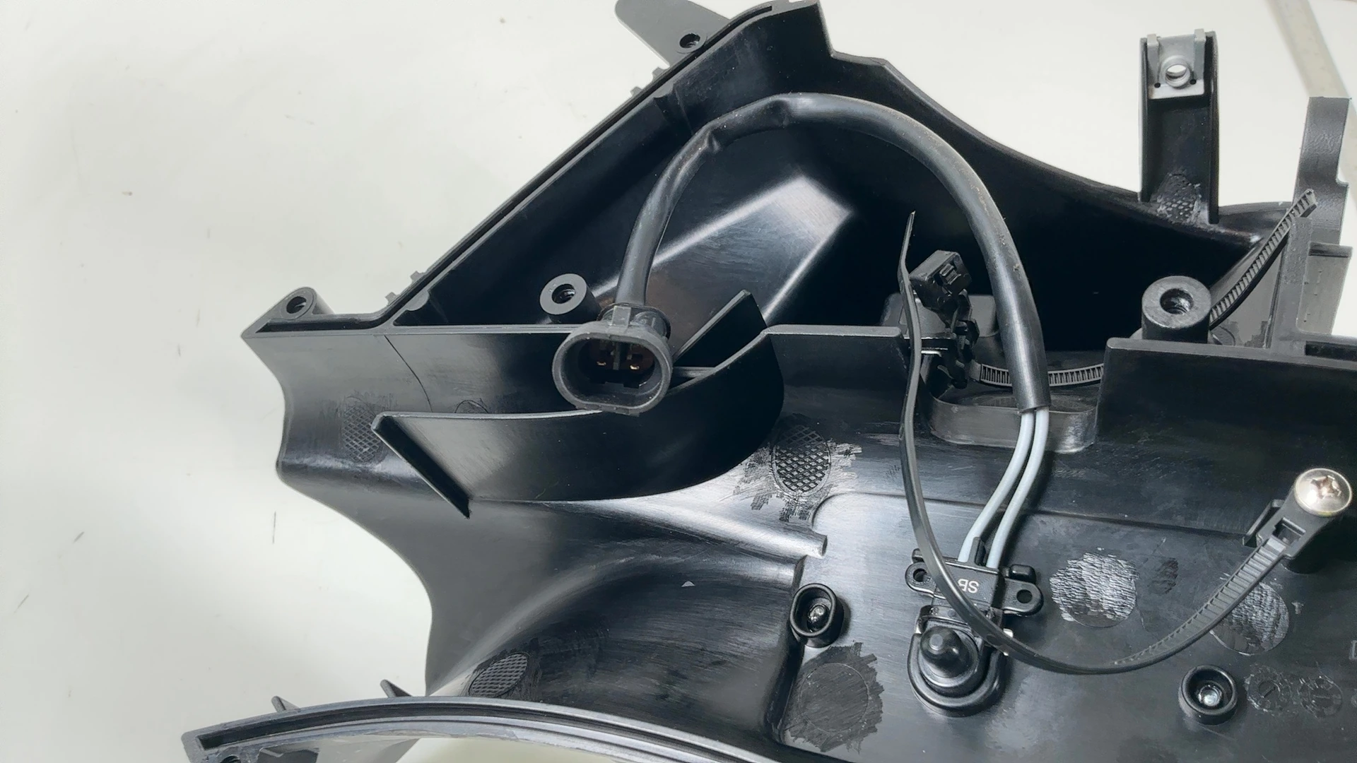 Aprilia RS 660 Factory RS660 Right Dashboard Support Bracket 2021-2026 2B013078 - Image 6