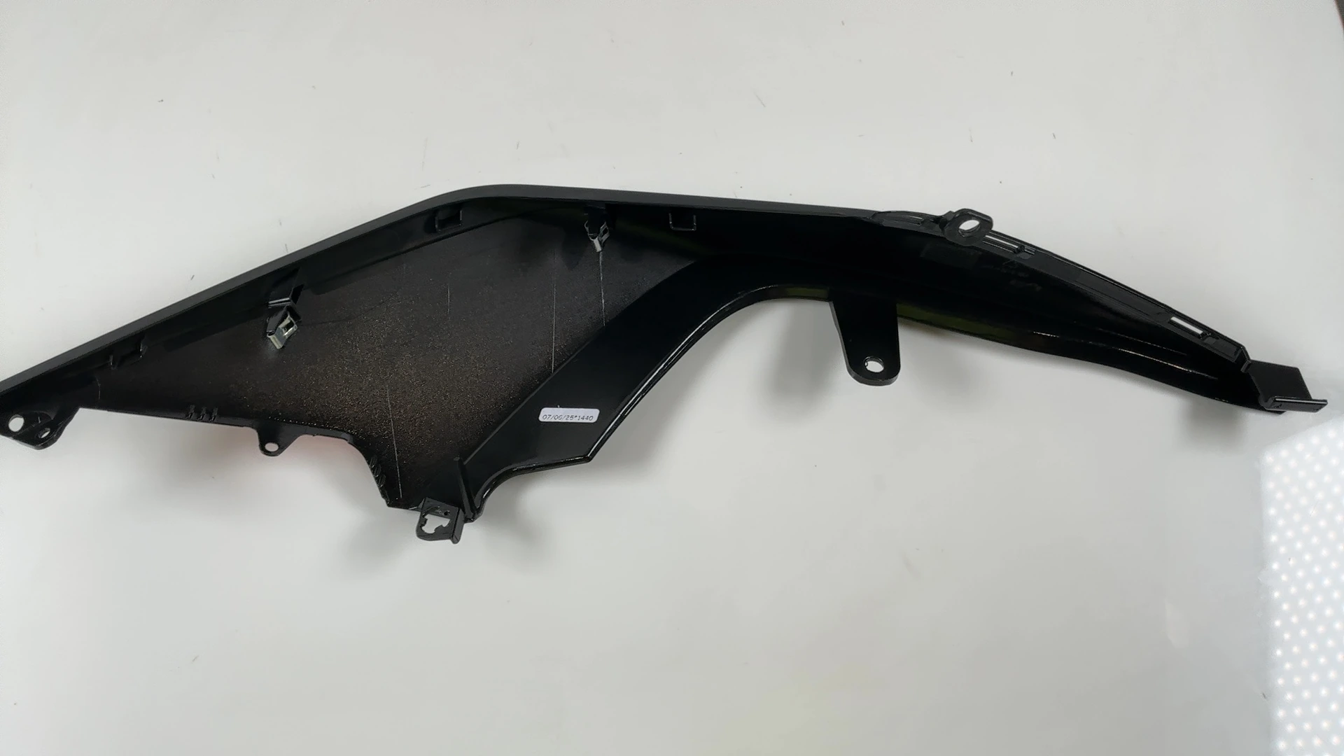 Aprilia RSV4 Factory 1100 Right Tail Side Fairing 2021-2026 OEM 2B006976 - Image 2