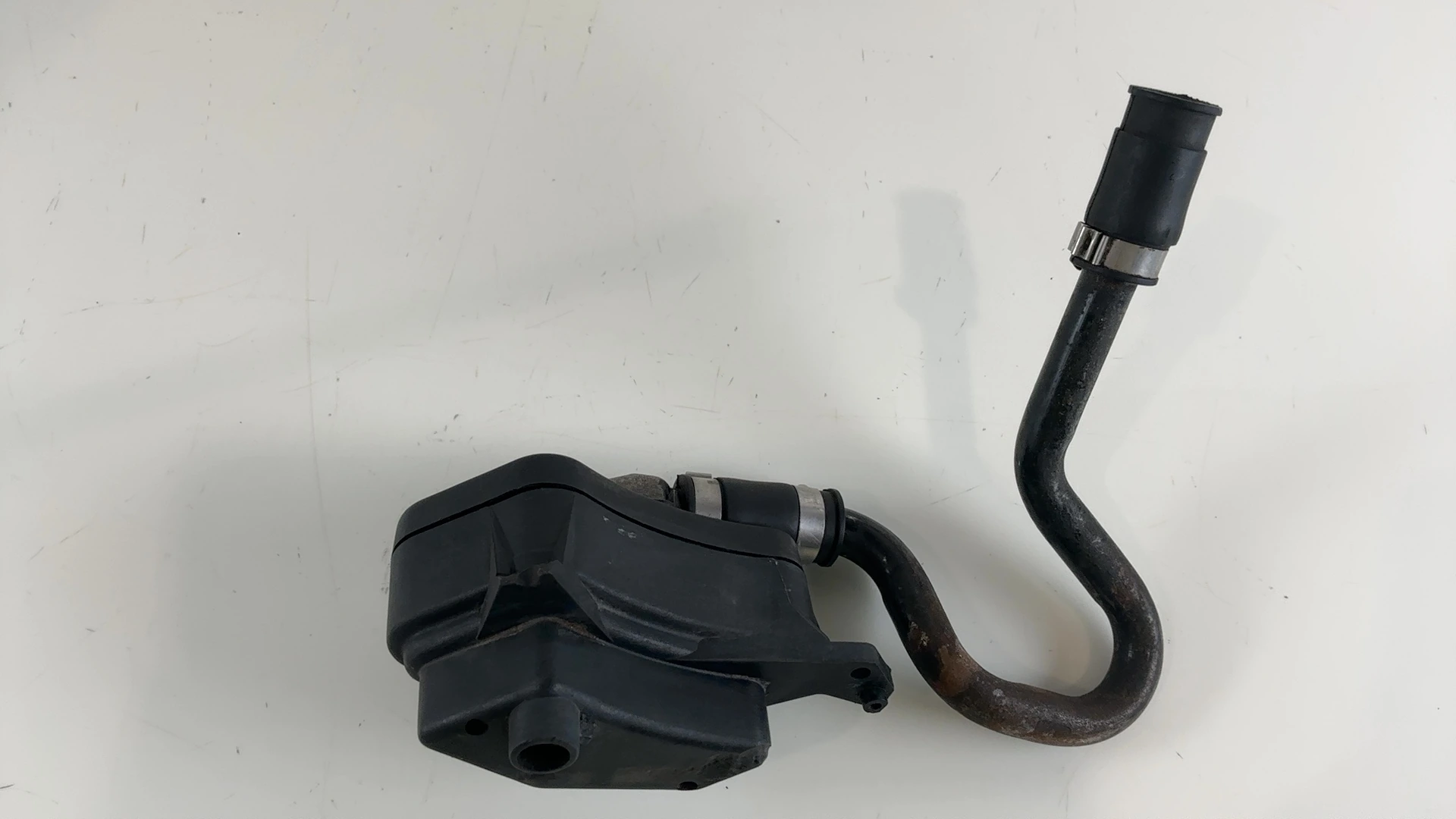 Vespa Primavera 50 2T Secondary Air Box Filter Valve 2013-17 OEM 8318595 Piaggio - Image 7