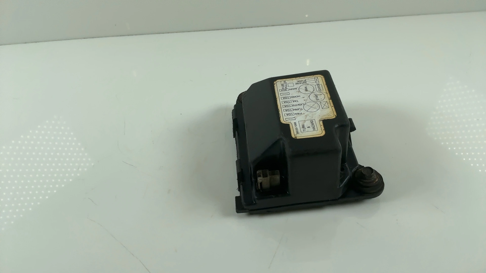 Kawasaki GPZ 750 ZX750A 750cc Relay Fuse Box 1983-1985 OEM 56030-1026 - Image 4