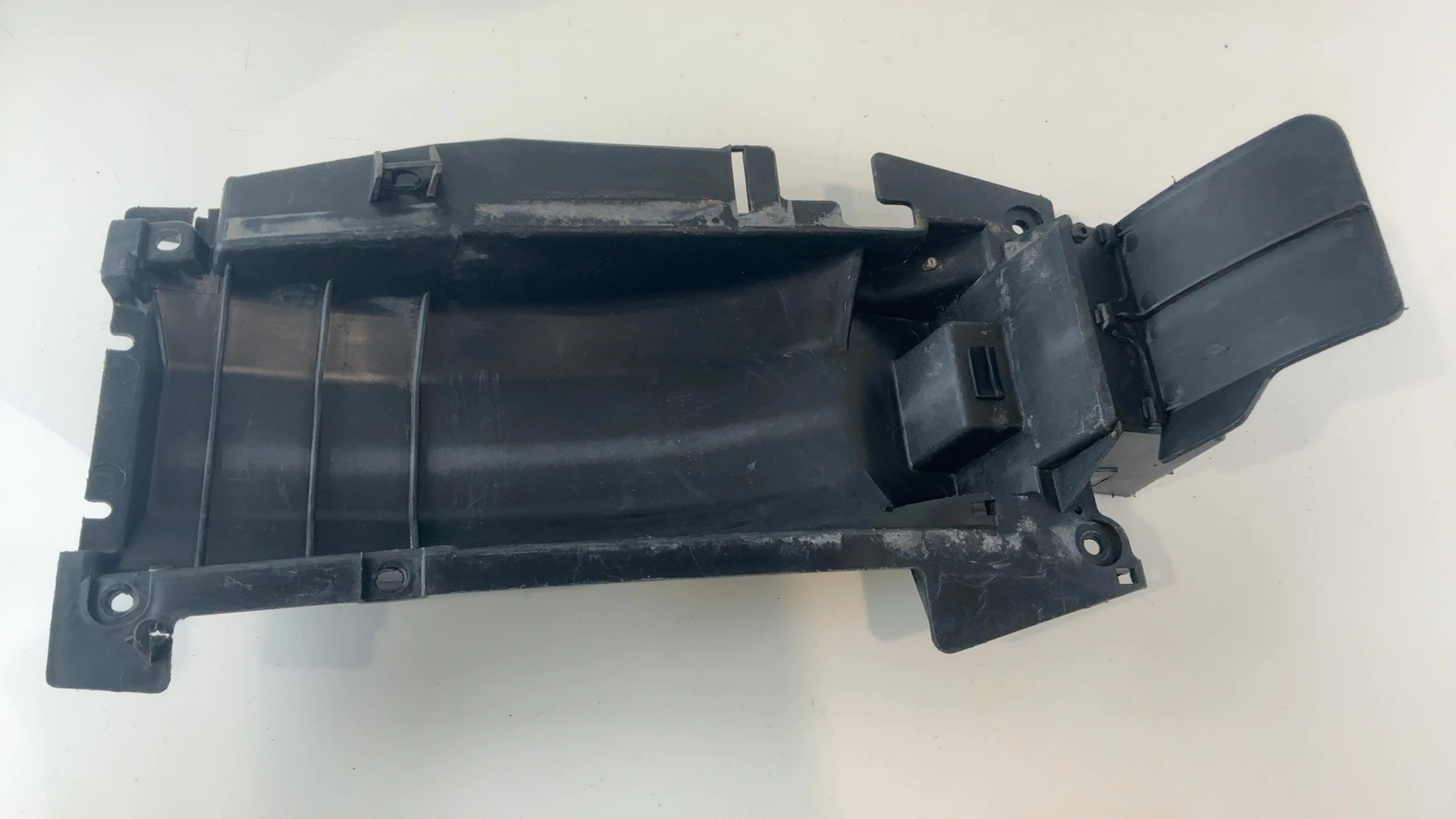 Honda NSR125 JC20 125 CC Rear Inner Fender 1989-1993 OEM 80120-KY4-770 - Image 1