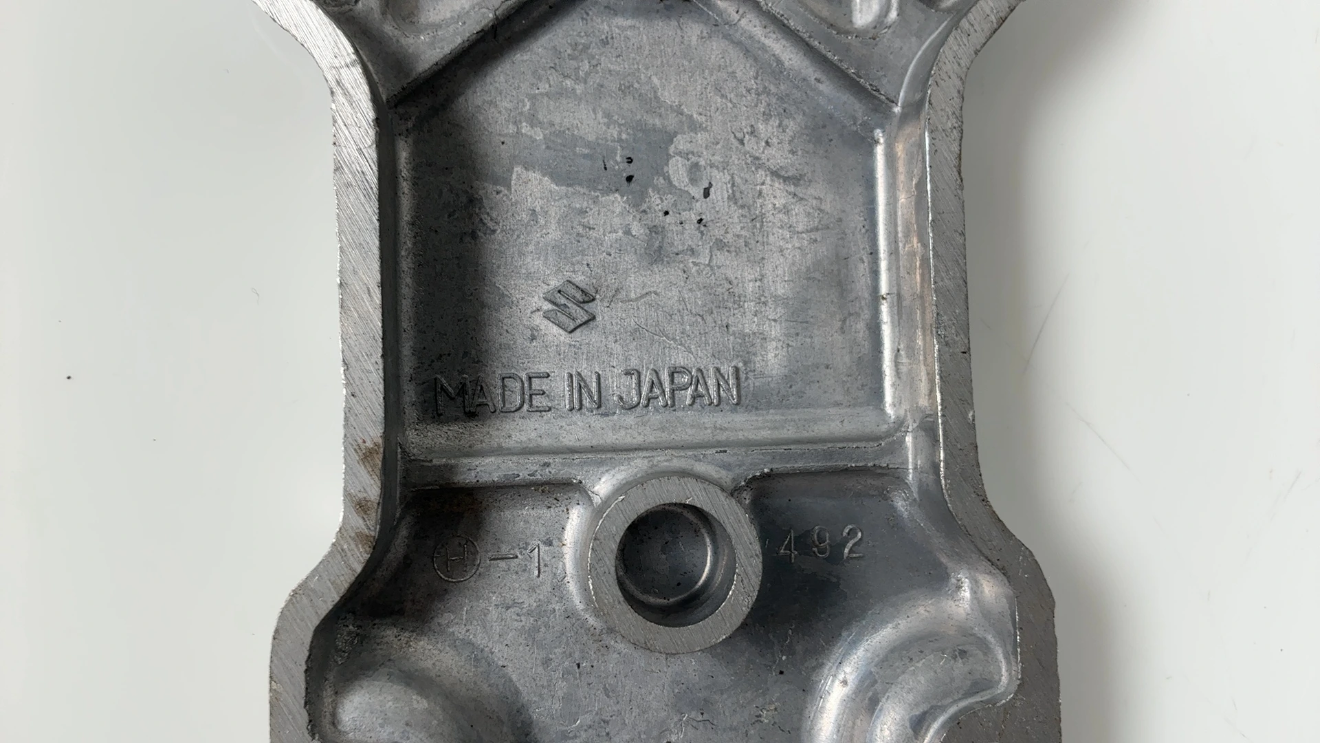 Suzuki GSX1100 1100cc Breather Cover 1980-1983 OEM 11176-49201 - Image 5