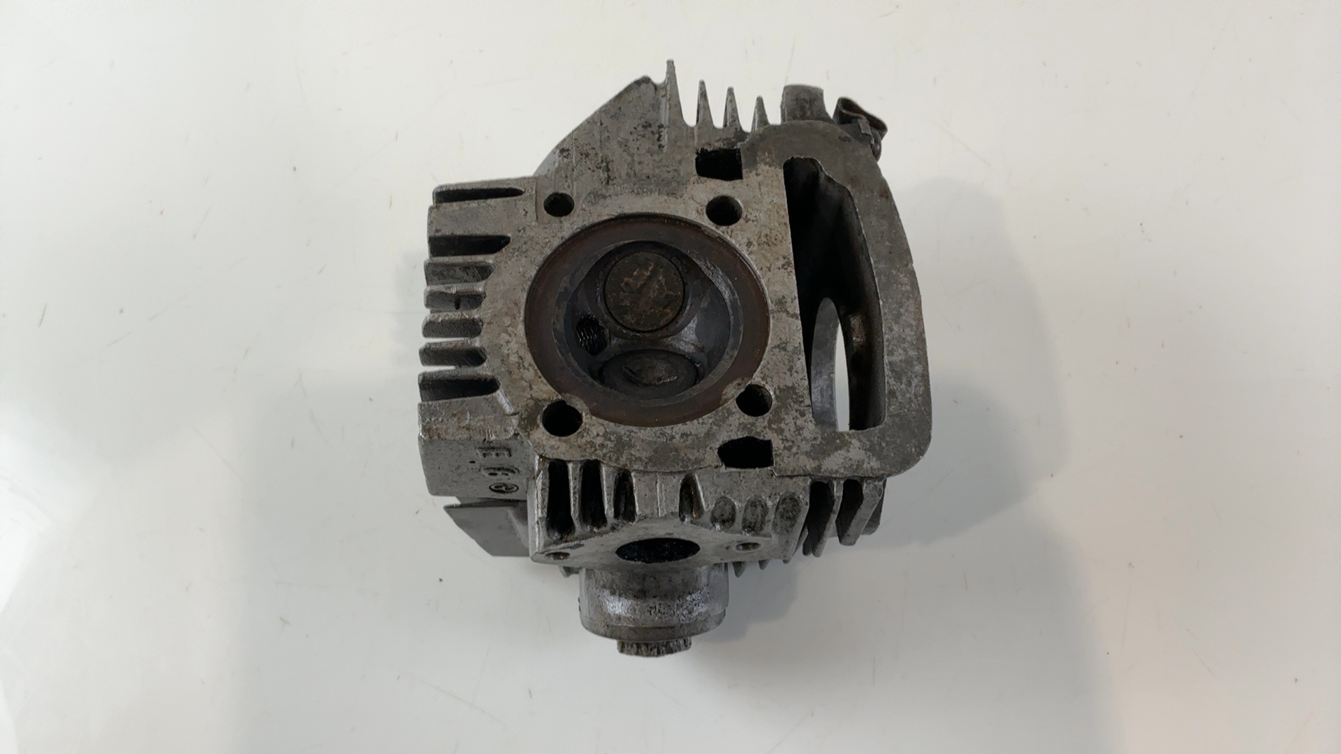 Honda Trail CT90 90cc Cylinder Head 1974-1978 OEM 12200-028-792 - Image 1