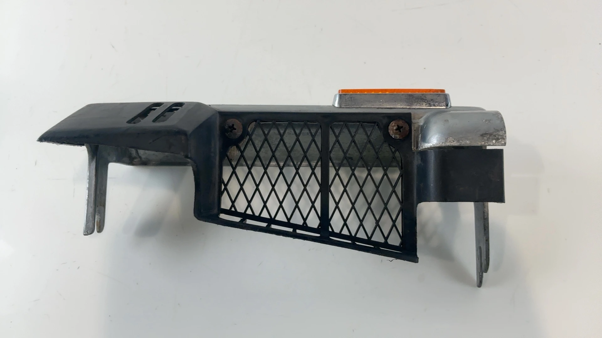 Honda Magna VF750C 750 Left Radiator Side Cover Shroud 1982-83 OEM 19119-MB1-000 - Image 4