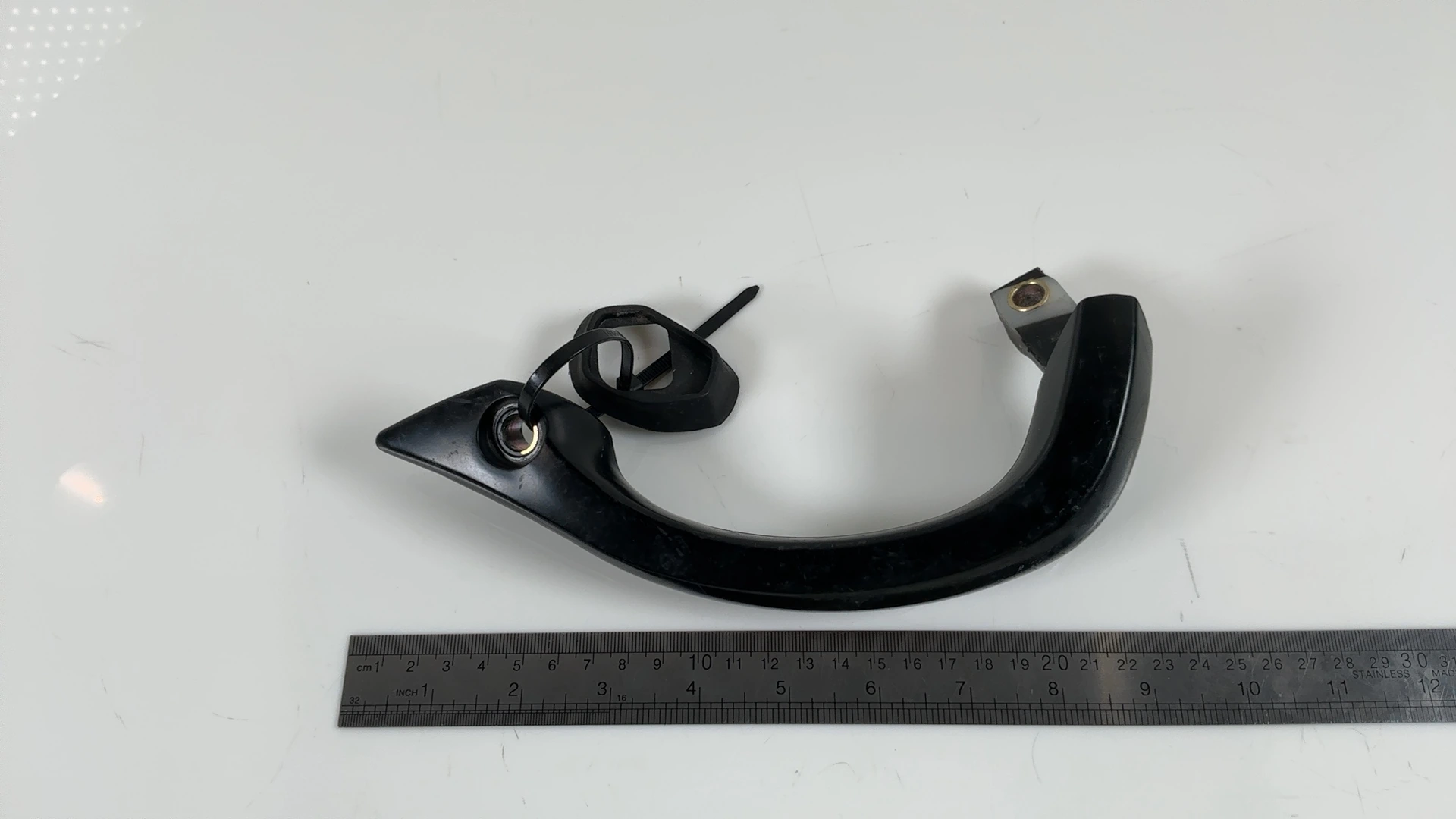 Kawasaki Ninja ZX6R ZX600 600cc Right Rear Grab Handle 1999-02 OEM 46075-1148-21 - Image 1